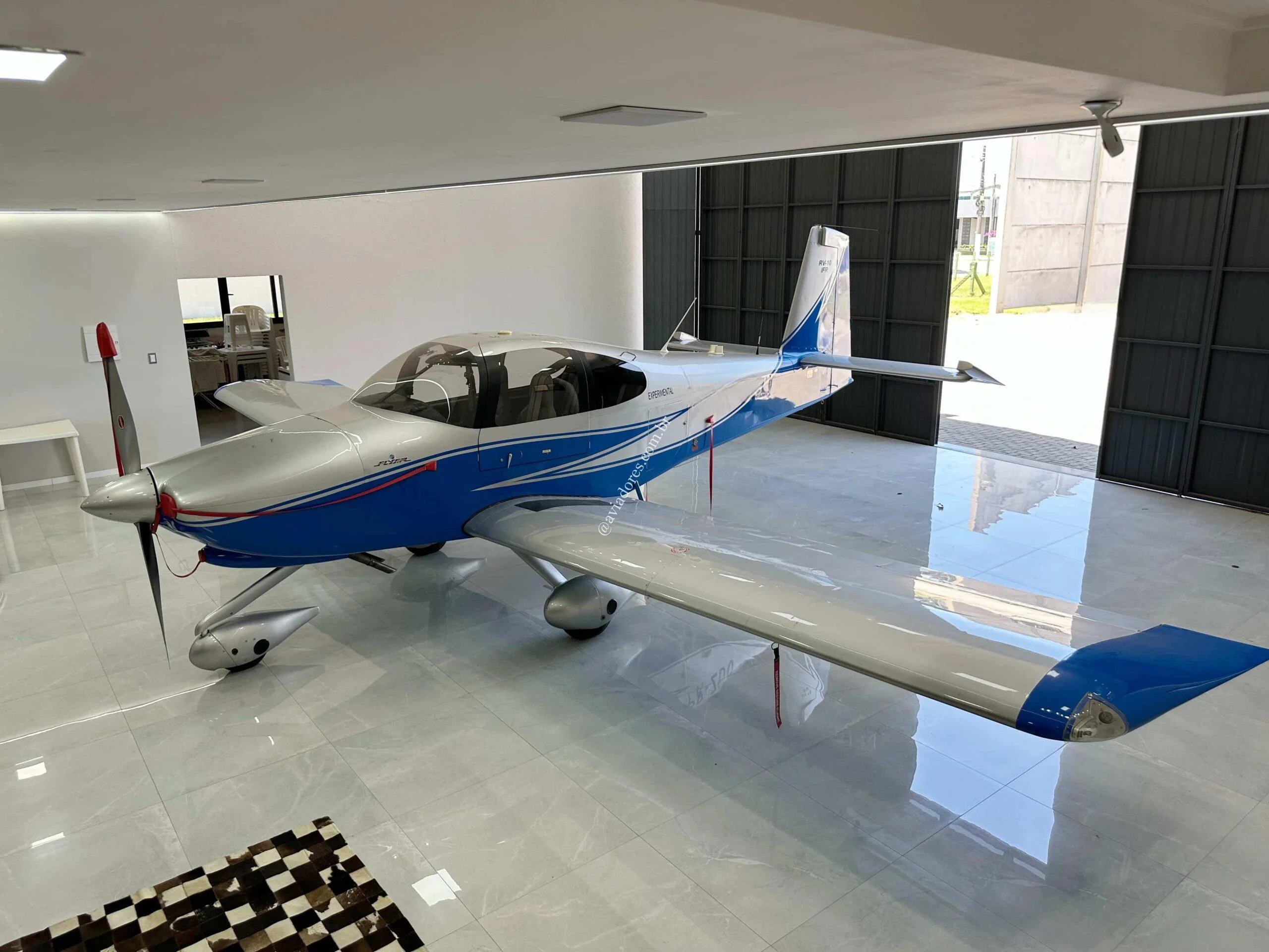 Vans Aircraft RV-10 - foto 15