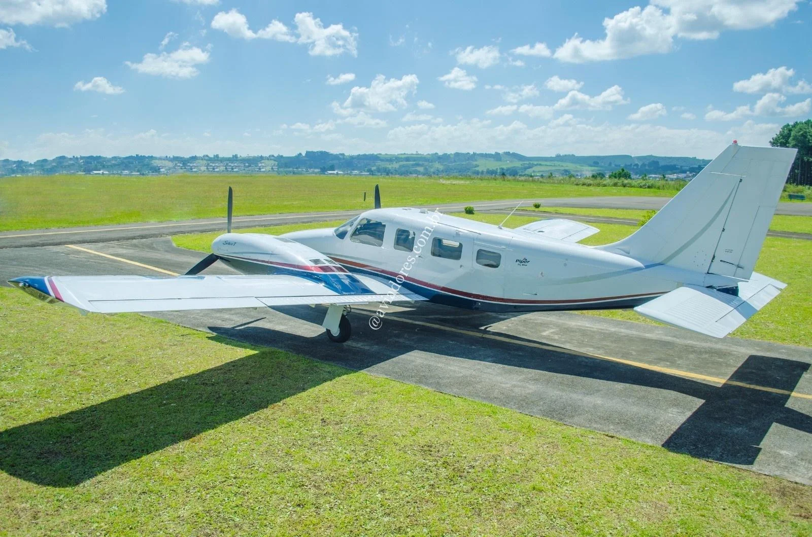 Piper Aircraft PA-34-220T - SENECA V - foto 12