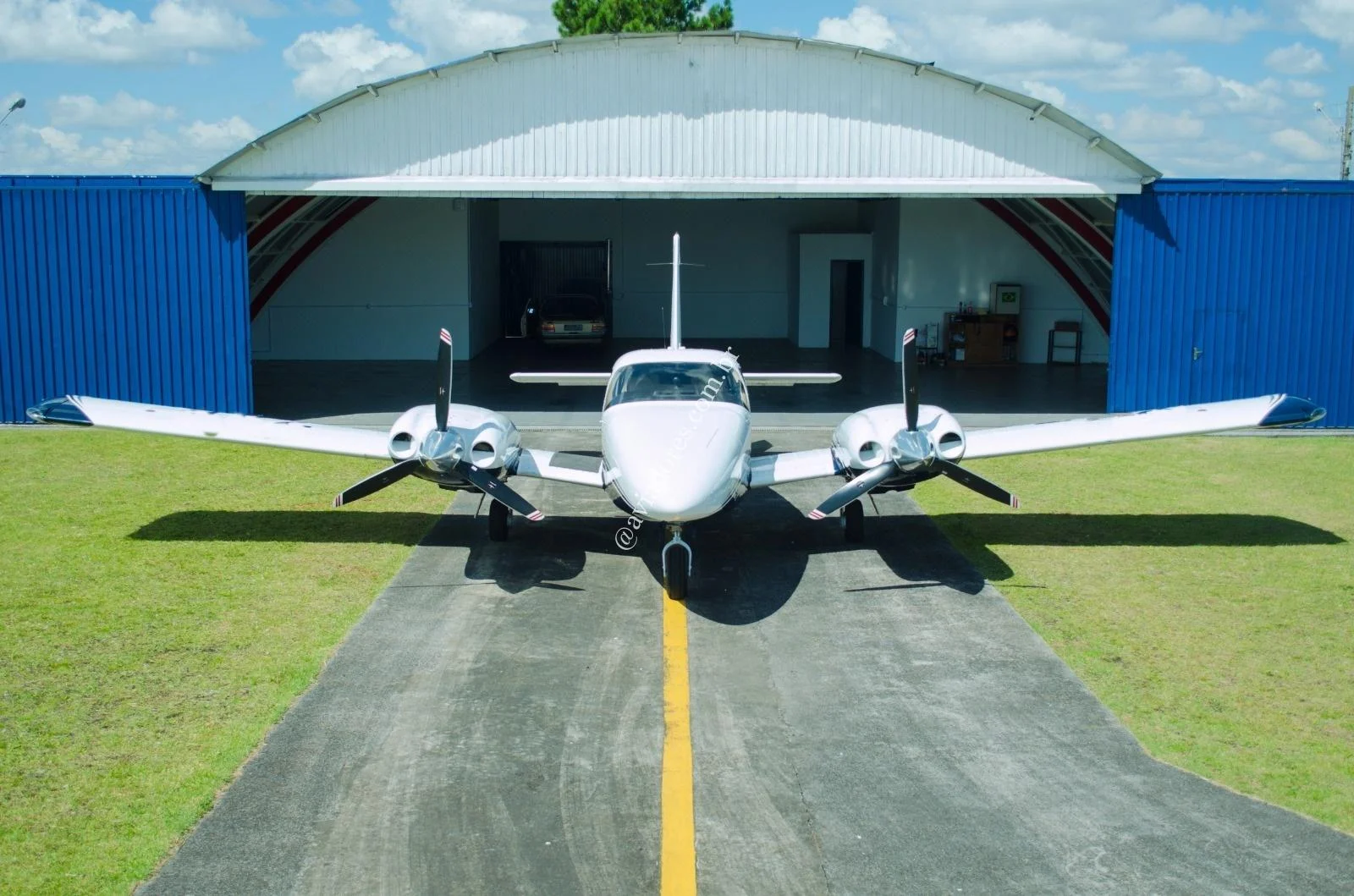 Piper Aircraft PA-34-220T - SENECA V - foto 14