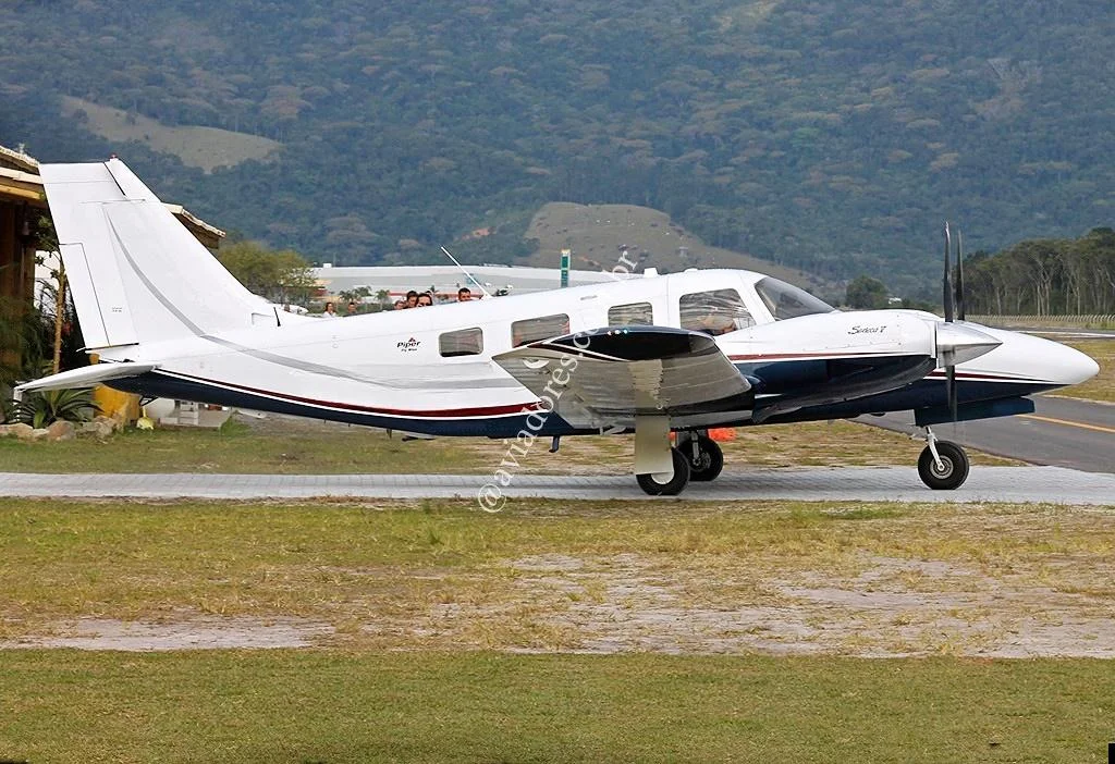 Piper Aircraft PA-34-220T - SENECA V - foto 17