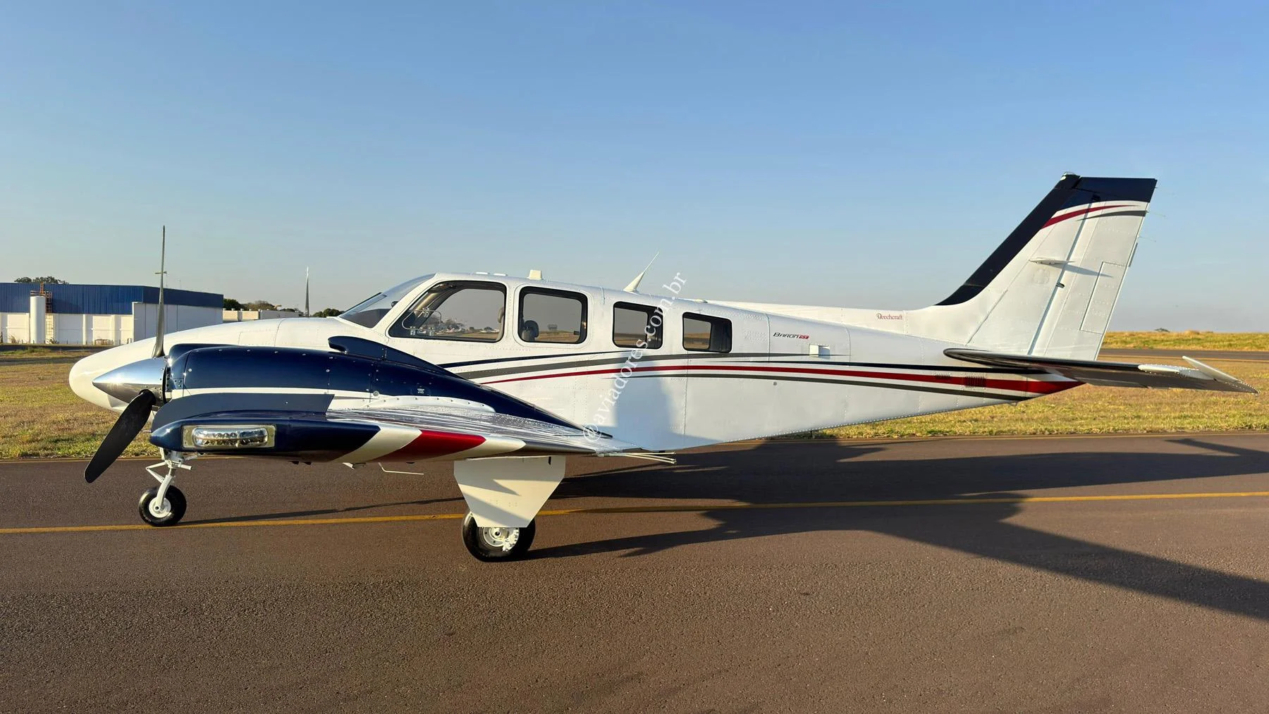 BEACHCRAFT BARON G58 - foto 18
