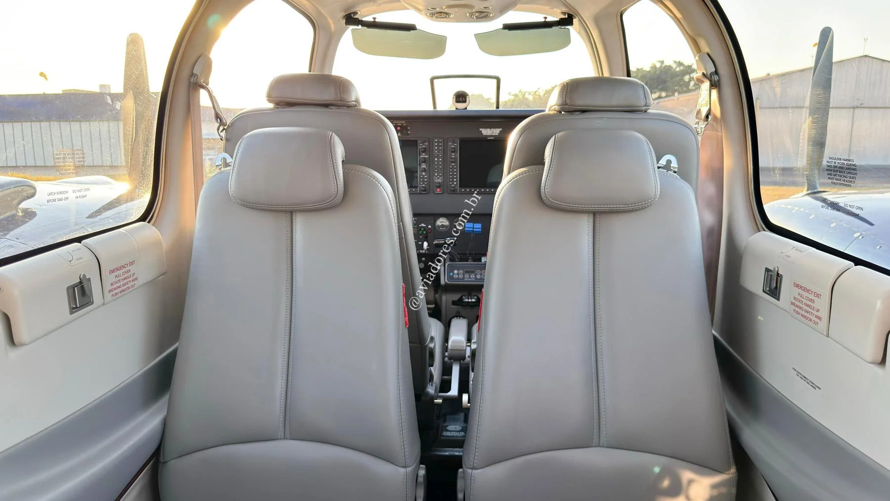 BEACHCRAFT BARON G58 - foto 5