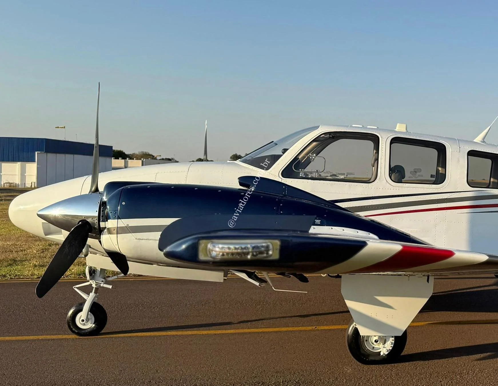 BEACHCRAFT BARON G58 - foto 10