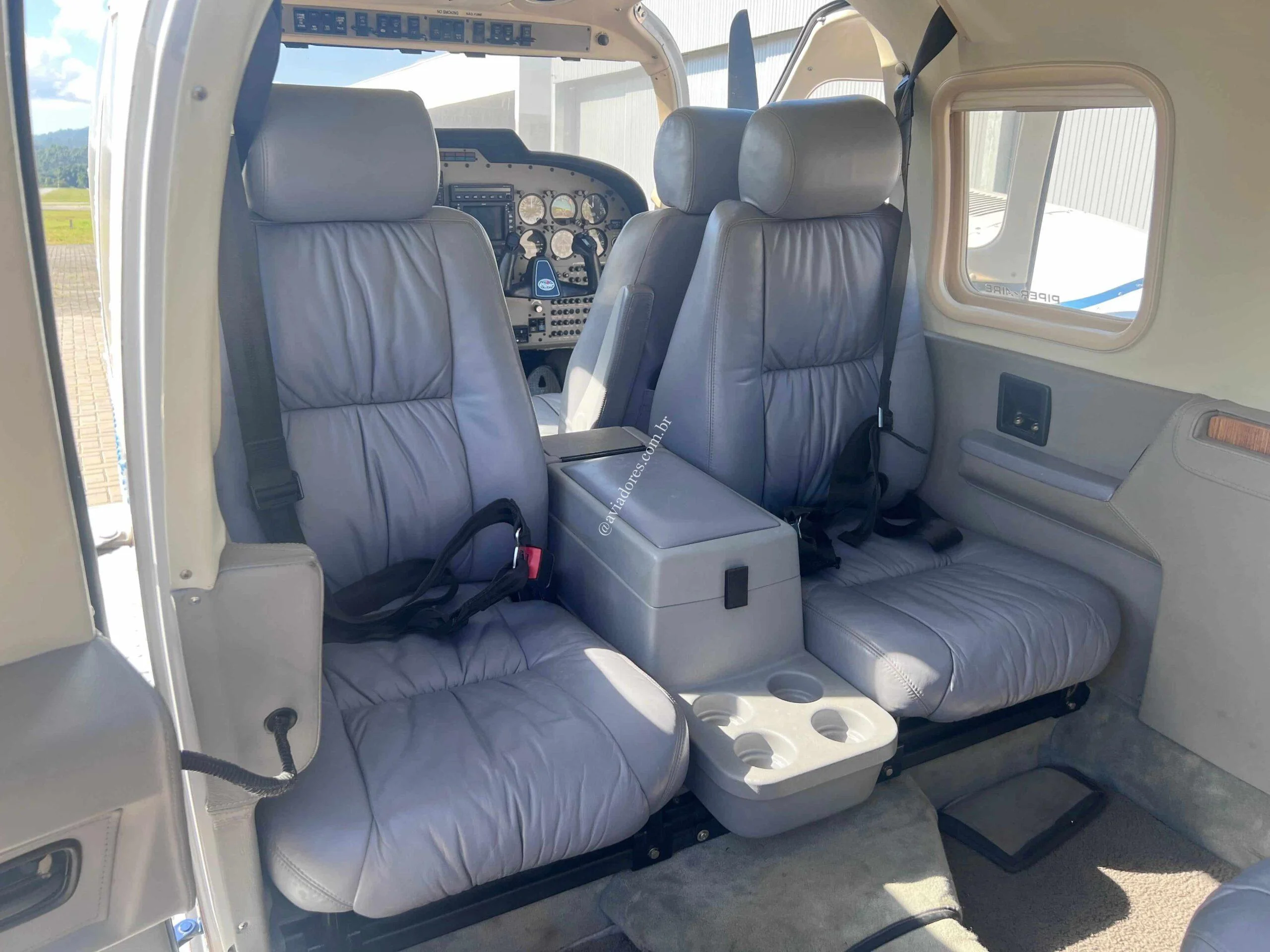 Piper Aircraft PA-34-220T - SENECA V - foto 7