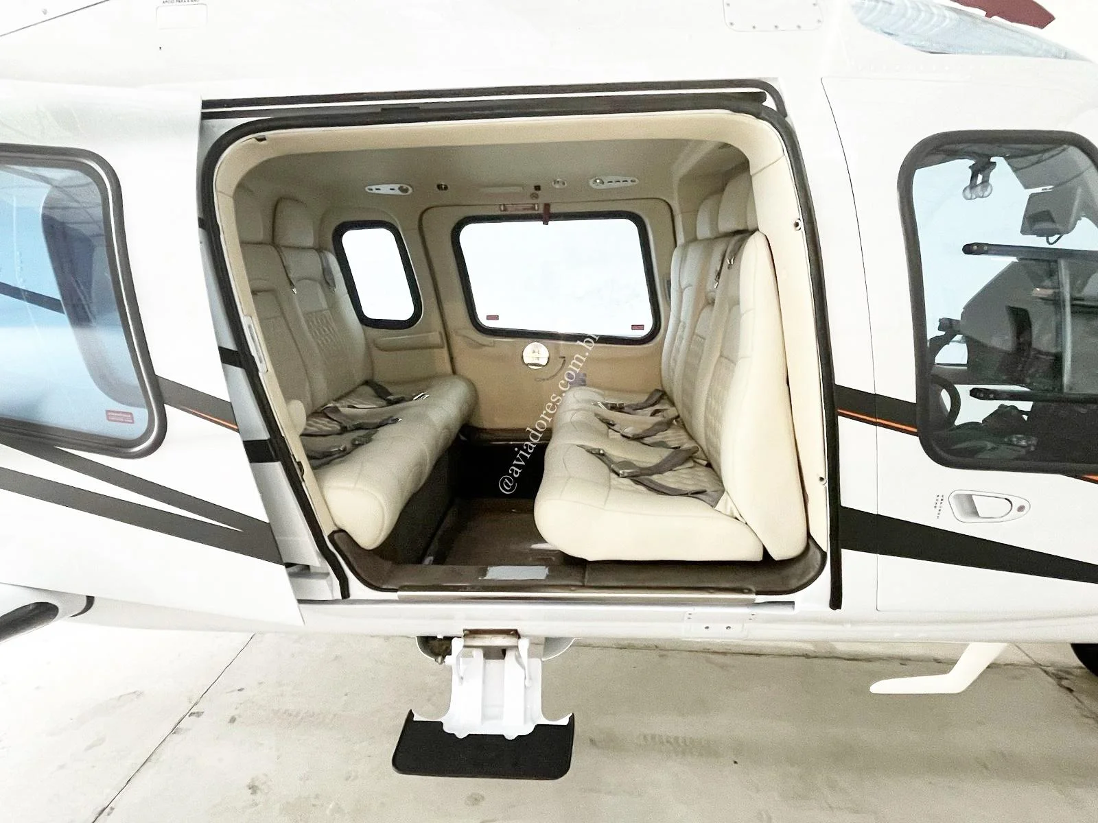 AGUSTA WESTLAND A109E POWER - foto 3