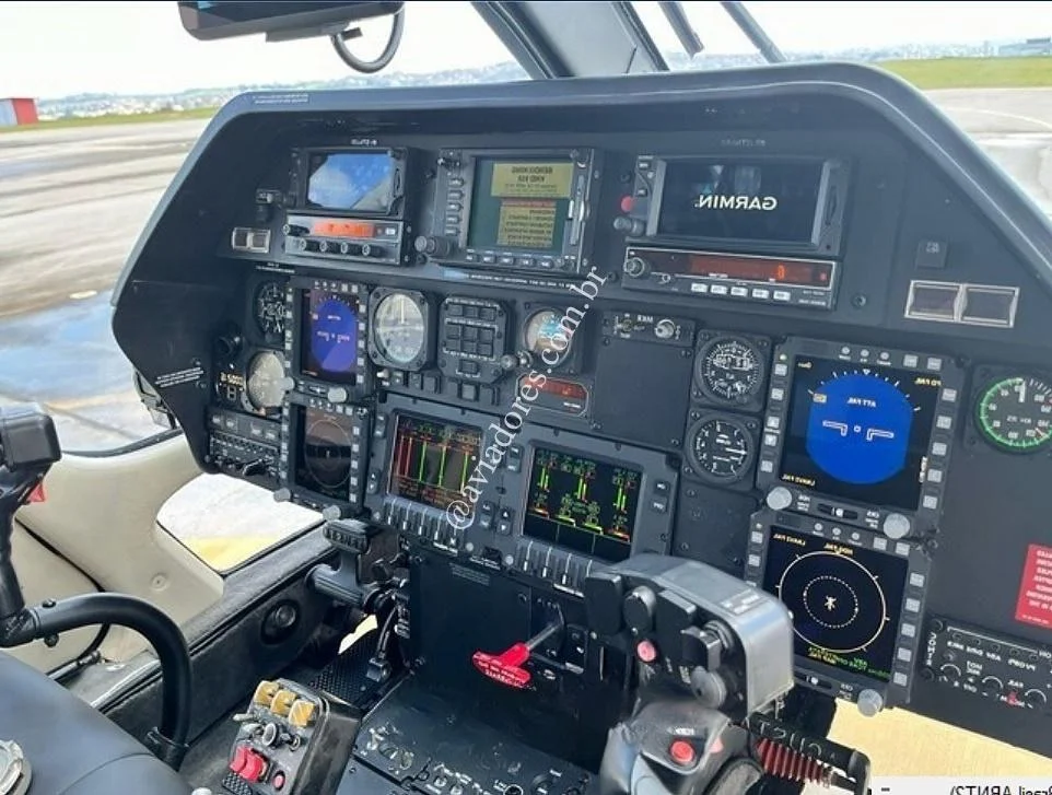 AGUSTA WESTLAND A109E POWER - foto 2