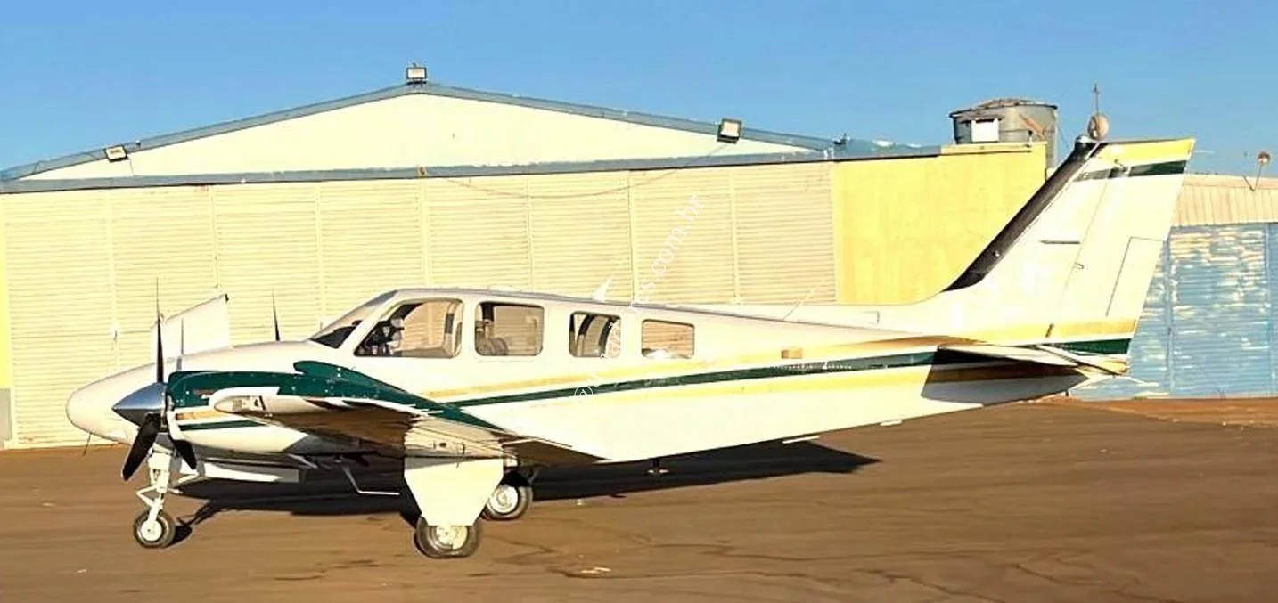 BEACHCRAFT BARON G58