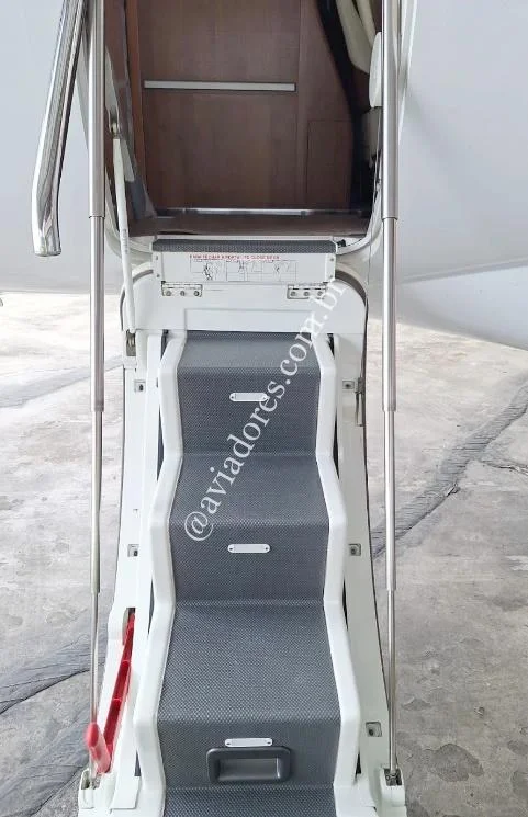 Embraer EMB 500 - PHENOM 100 - foto 8