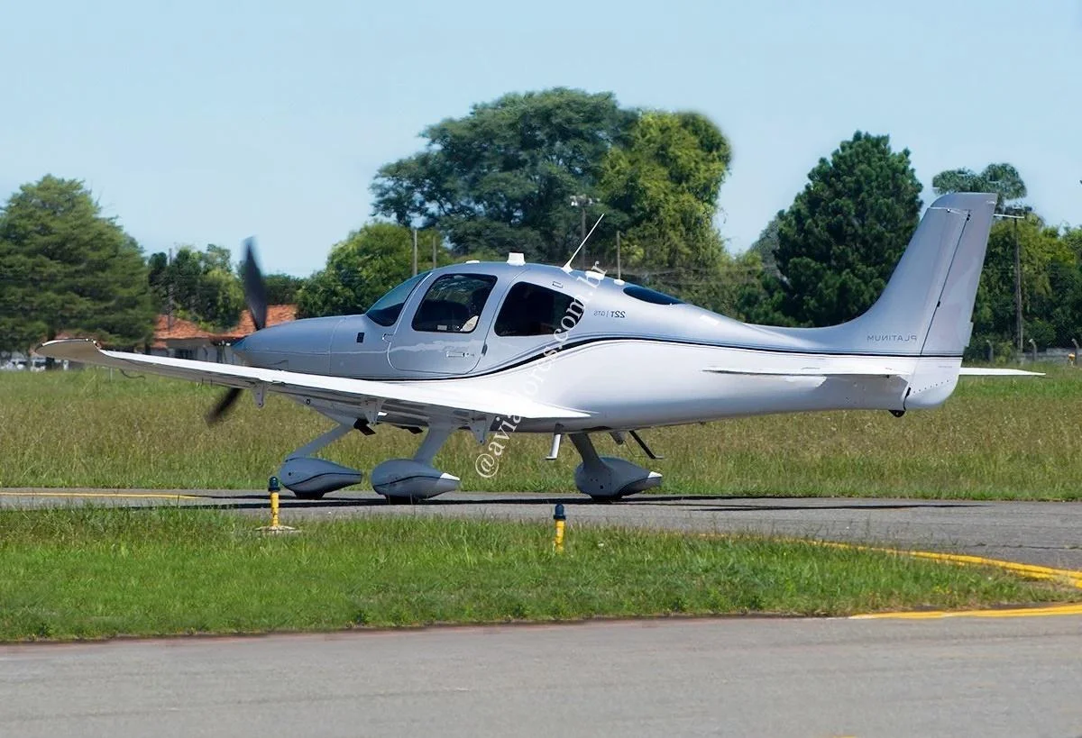 Cirrus Aircraft SR22T G6 GTS PLATINUM - foto 8
