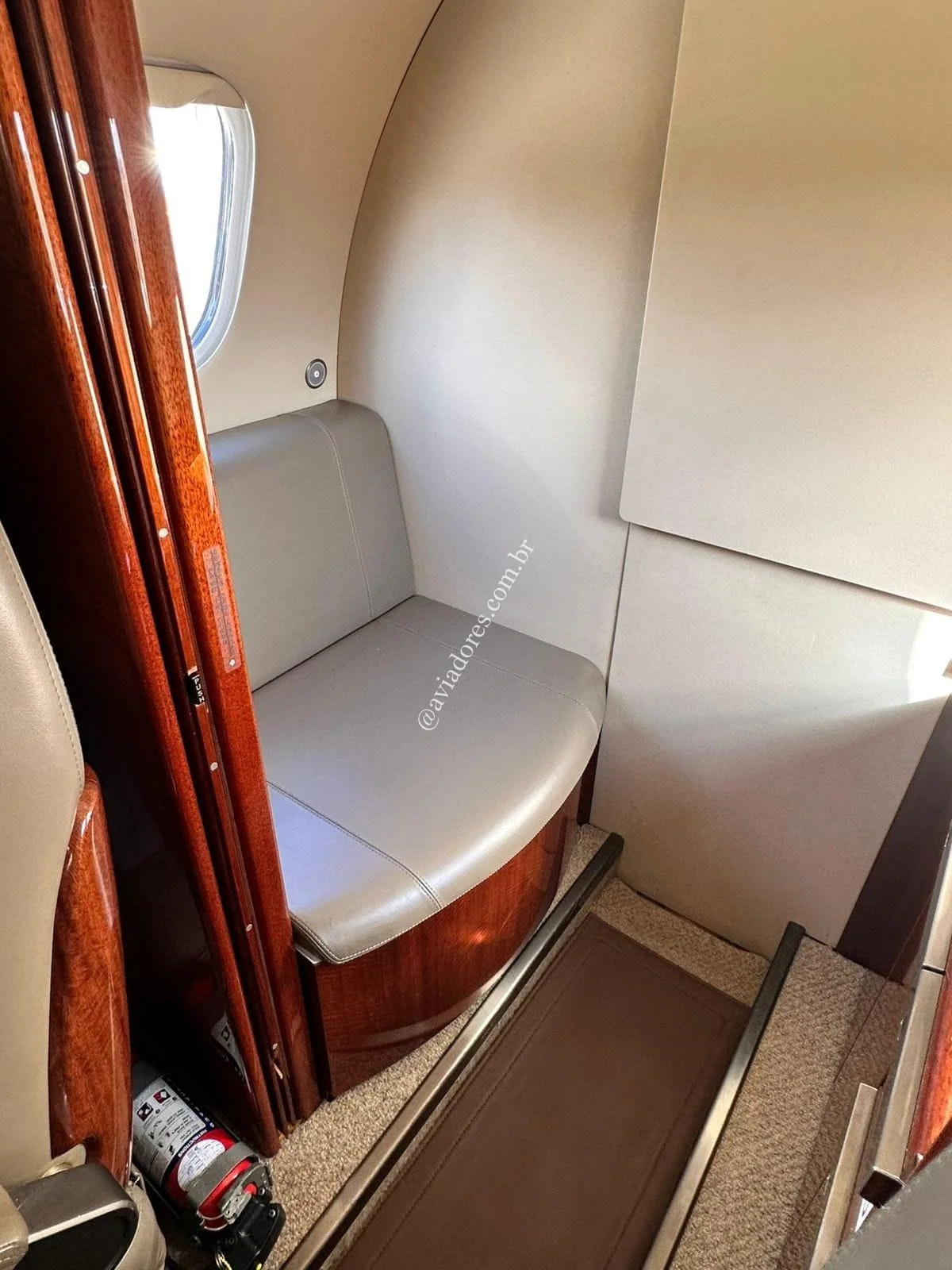 Embraer EMB 505 - PHENOM 300 - foto 8