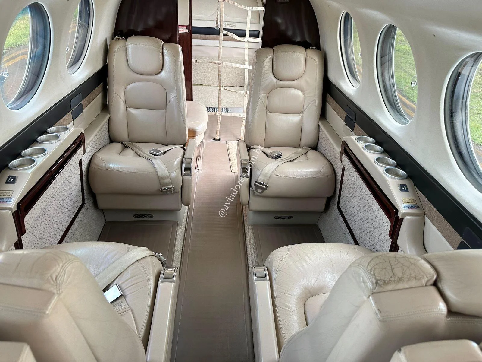 BEECHCRAFT CORPORATION KING AIR 350 - foto 15
