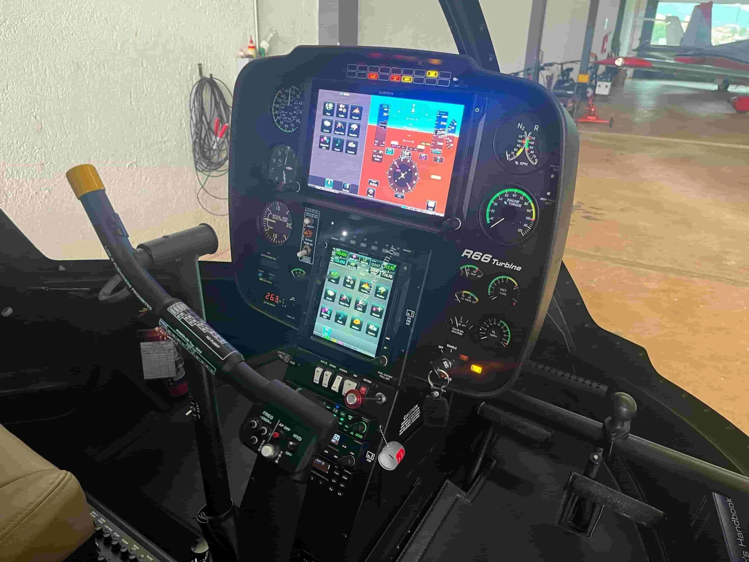 Robinson Helicopter R66 TURBINE - foto 8