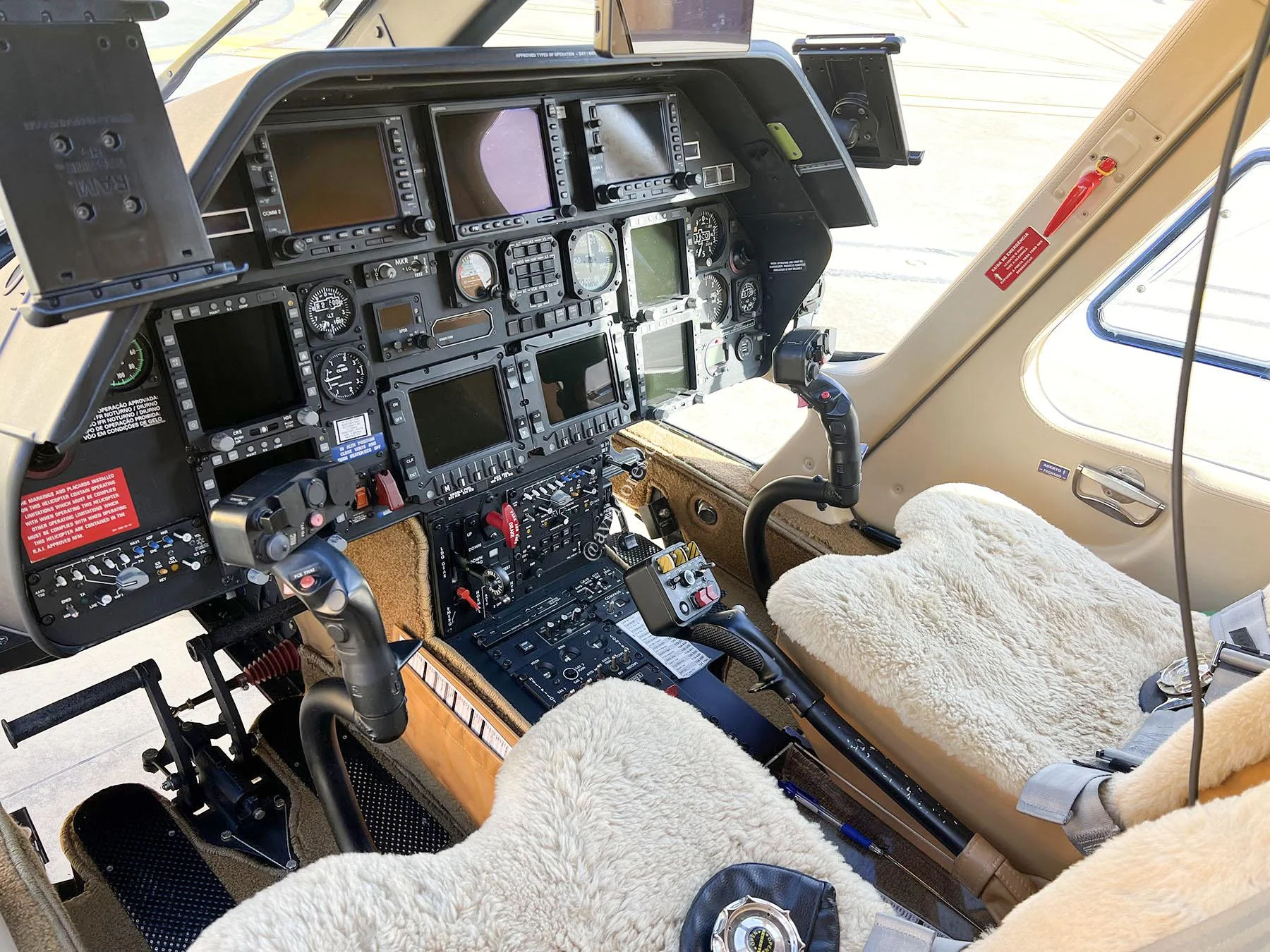 AGUSTA WESTLAND A109S GRAND - foto 5