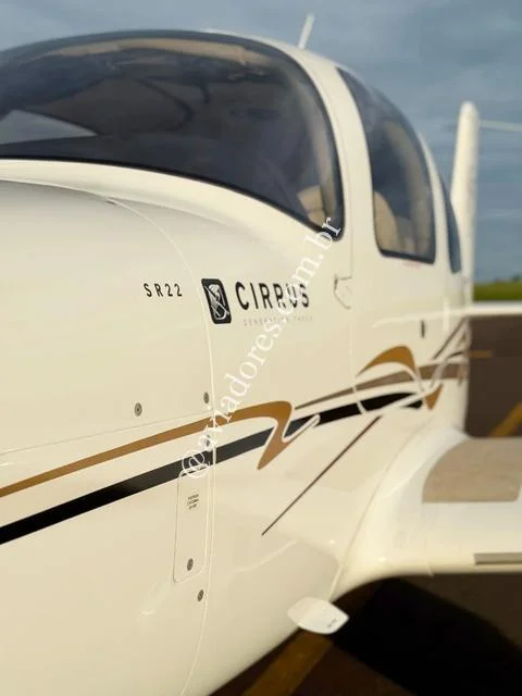 Cirrus Aircraft SR22-GTS3-TURBO - foto 13