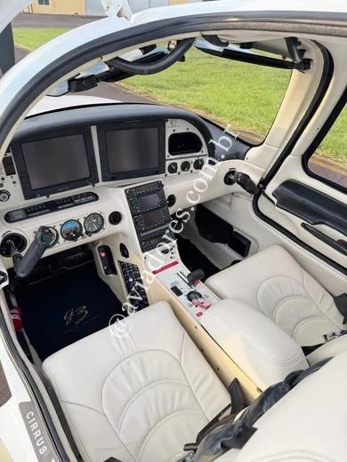 Cirrus Aircraft SR22-GTS3-TURBO - foto 3