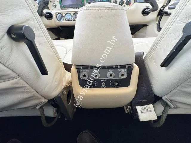 Cirrus Aircraft SR22-GTS3-TURBO - foto 6