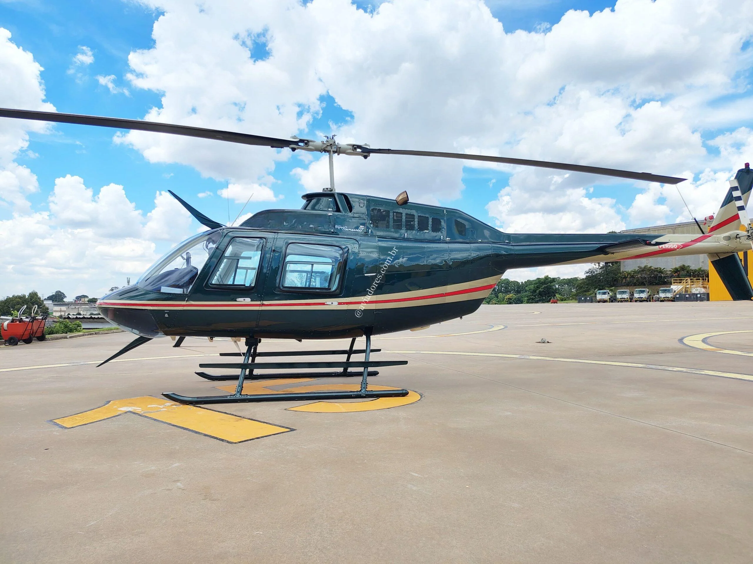 Bell Helicopter 206B - JETRANGER III - foto 12