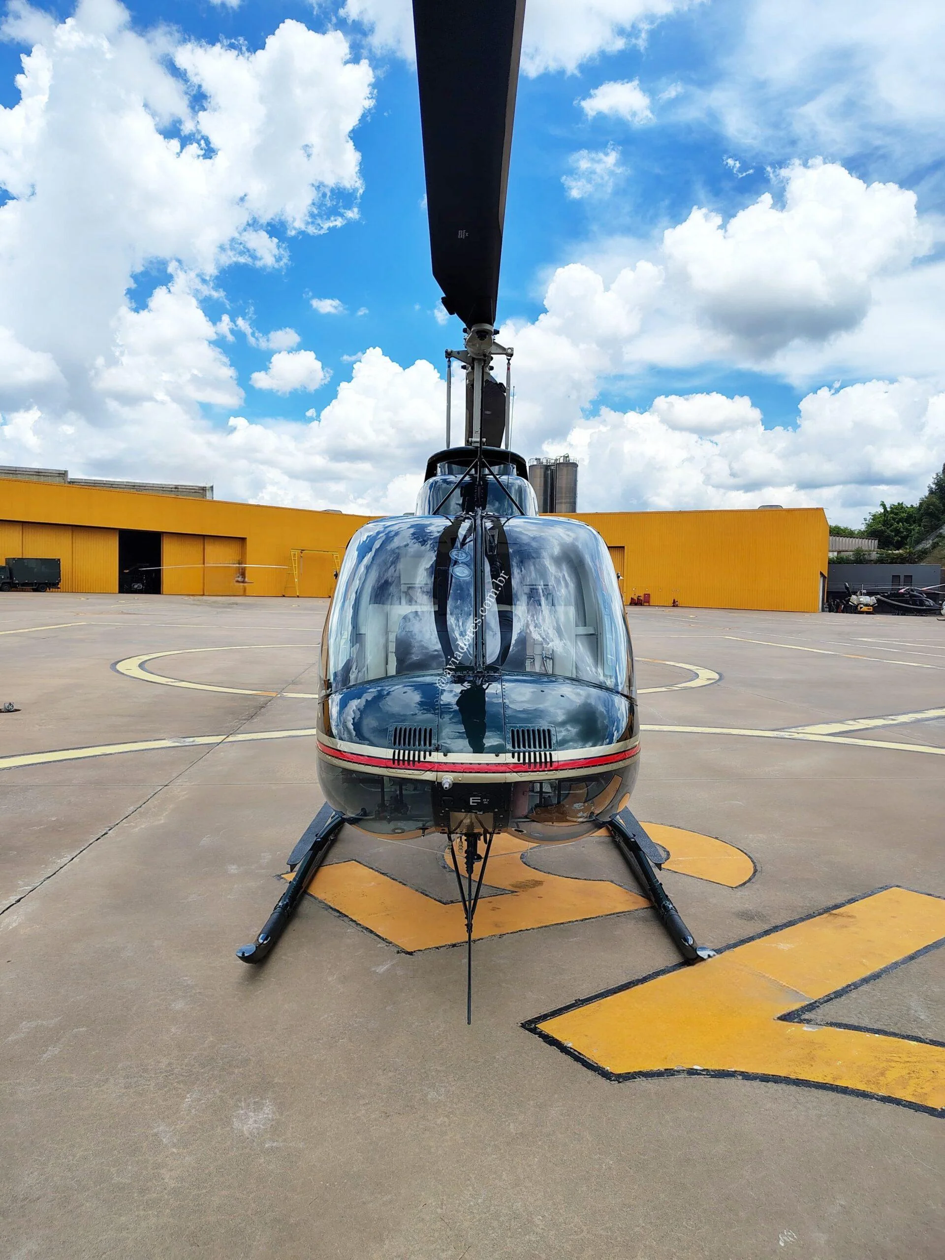 Bell Helicopter 206B - JETRANGER III - foto 8