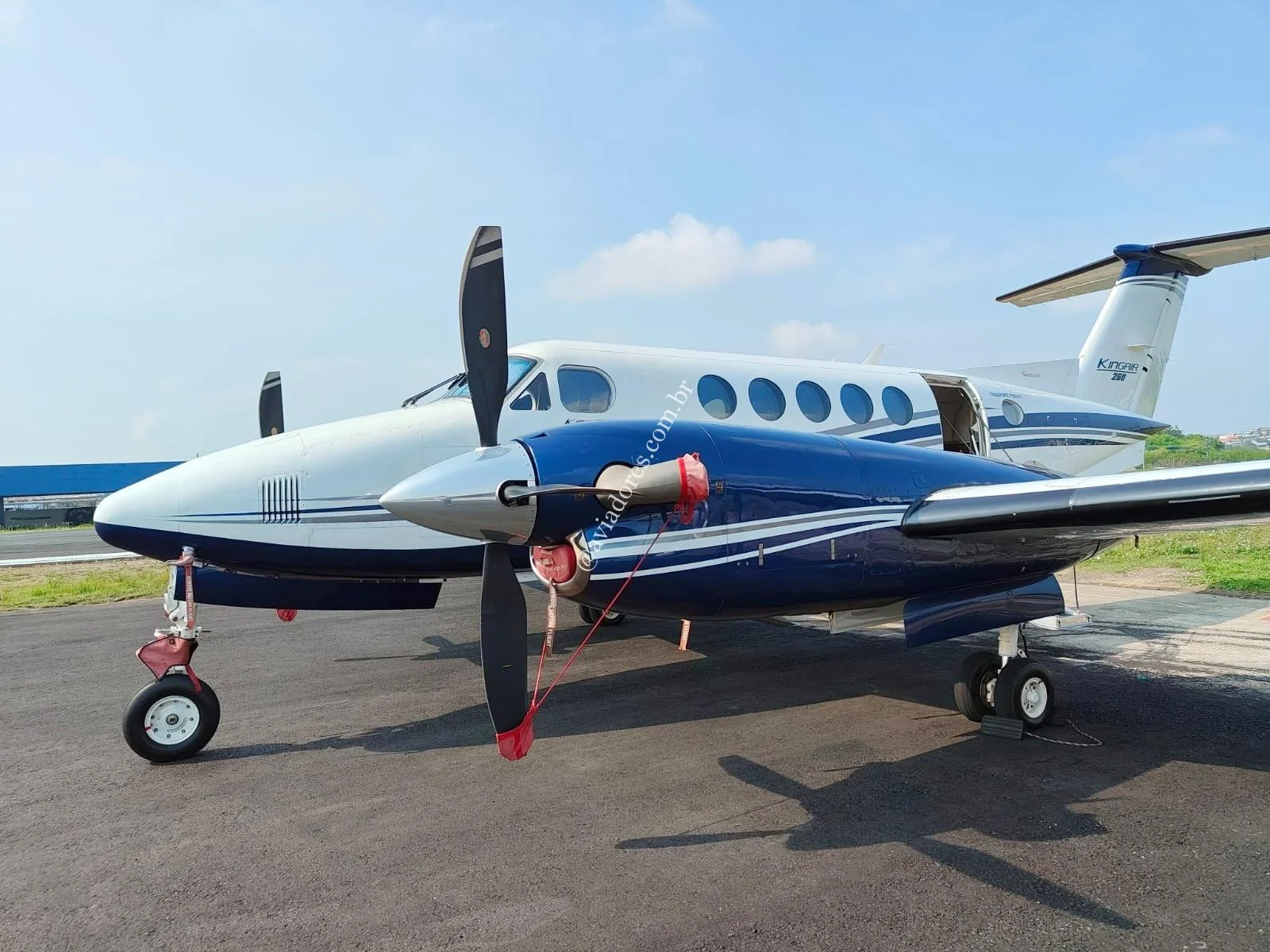 BEECHCRAFT CORPORATION KING AIR B260 - foto 19