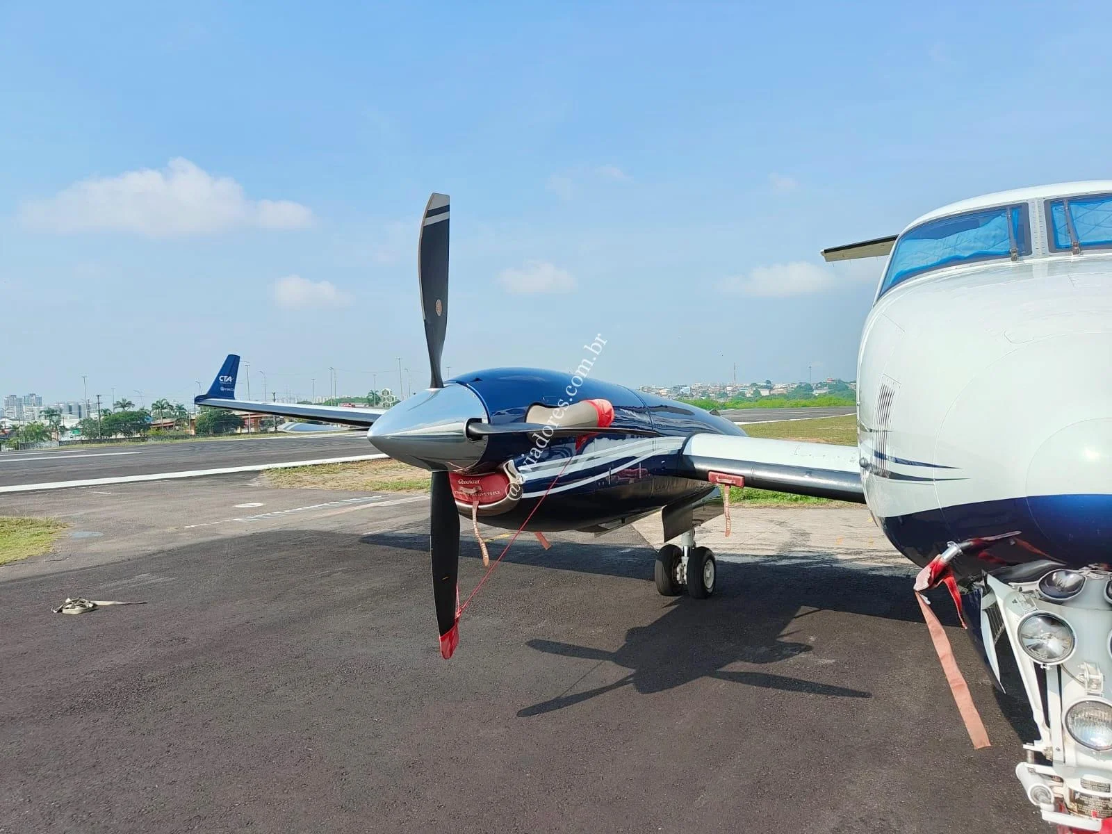 BEECHCRAFT CORPORATION KING AIR B260 - foto 23