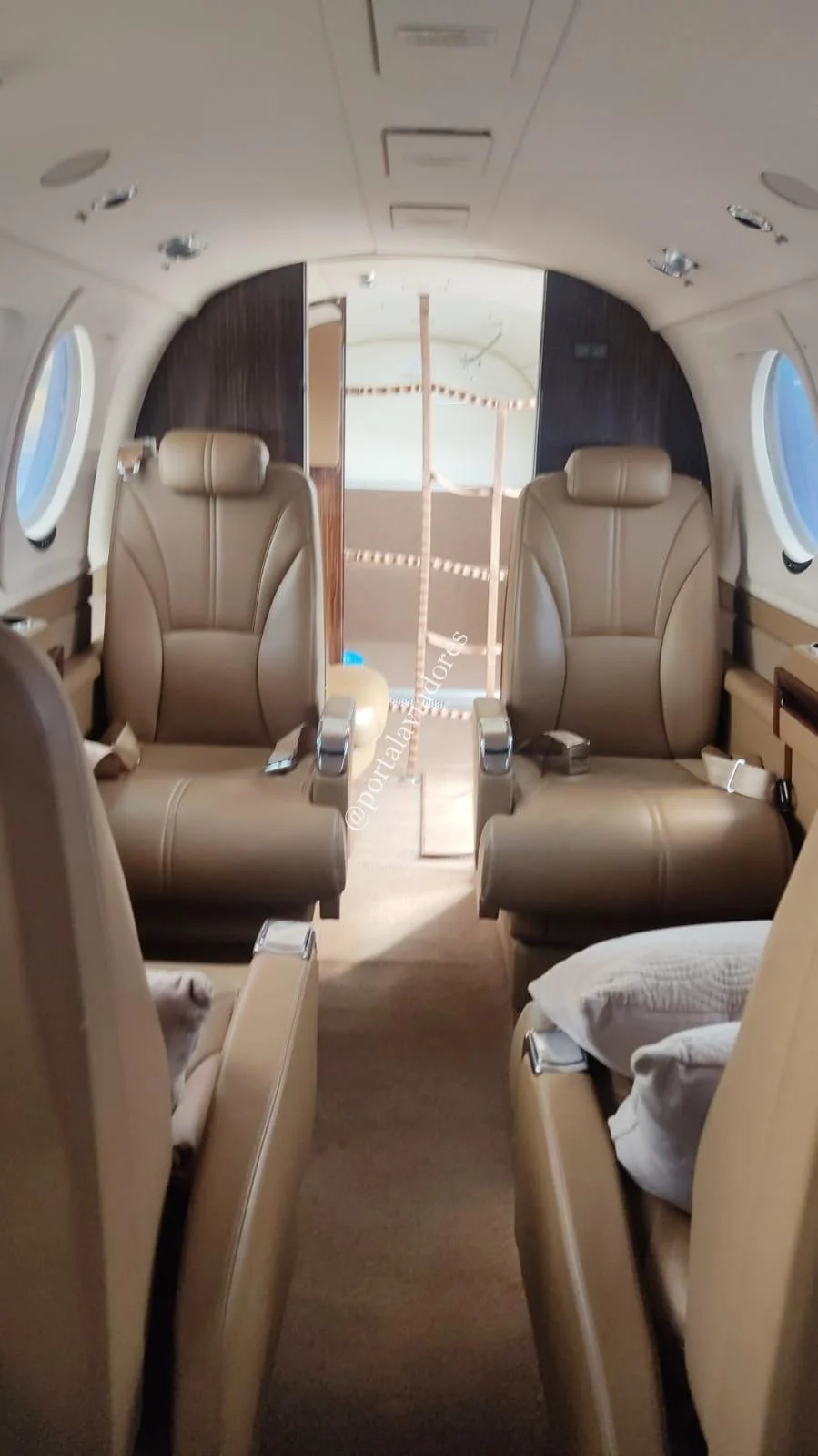 BEECHCRAFT CORPORATION KING AIR B260 - foto 25