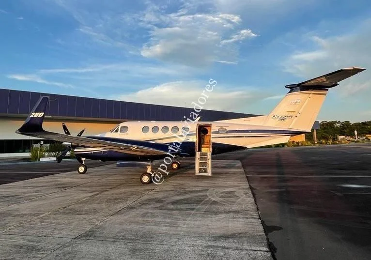 BEECHCRAFT CORPORATION KING AIR B260 - foto 16