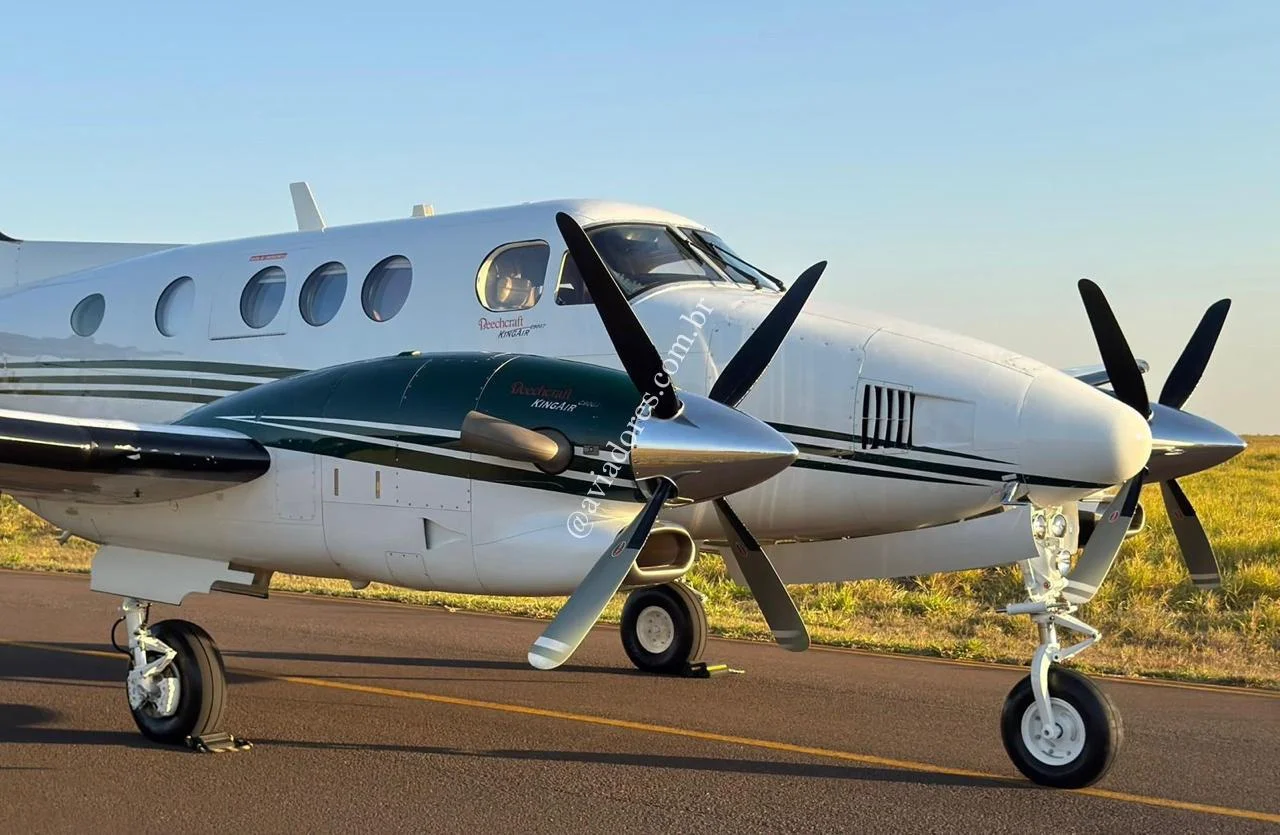 BEECHCRAFT CORPORATION KING AIR C90 GT - foto 8
