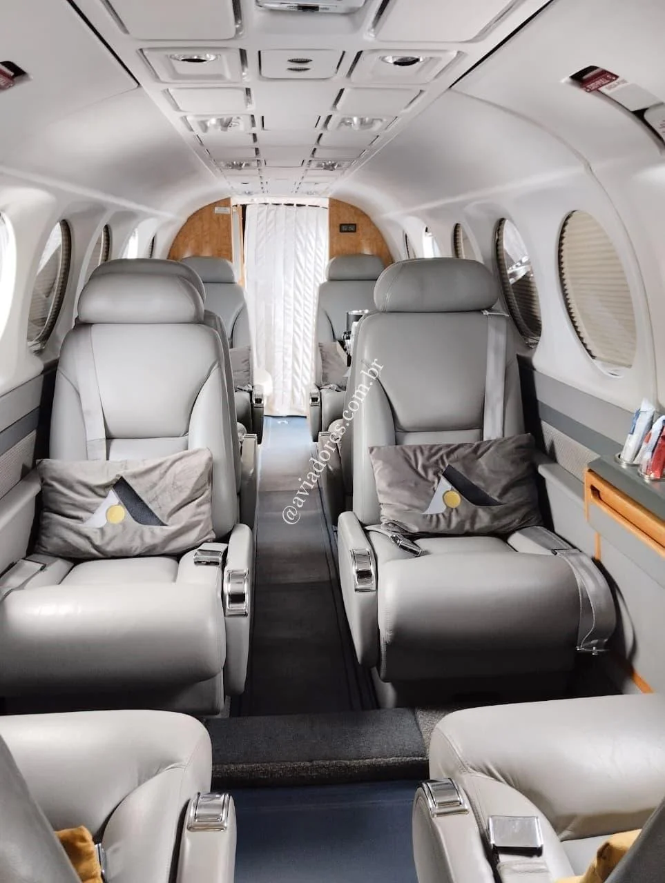 BEECHCRAFT CORPORATION KING AIR 350 - foto 5