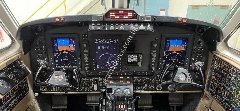 BEECHCRAFT CORPORATION KING AIR 350 - foto 3