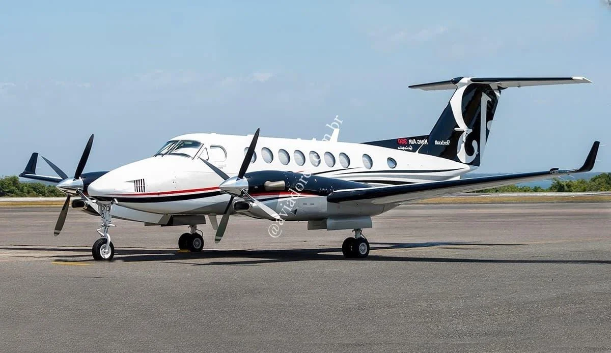 BEECHCRAFT CORPORATION KING AIR 350 - foto 2