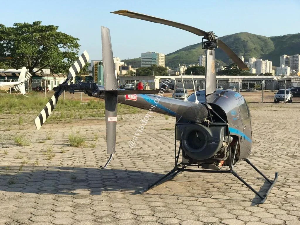 Robinson Helicopter R22 Beta II - foto 7