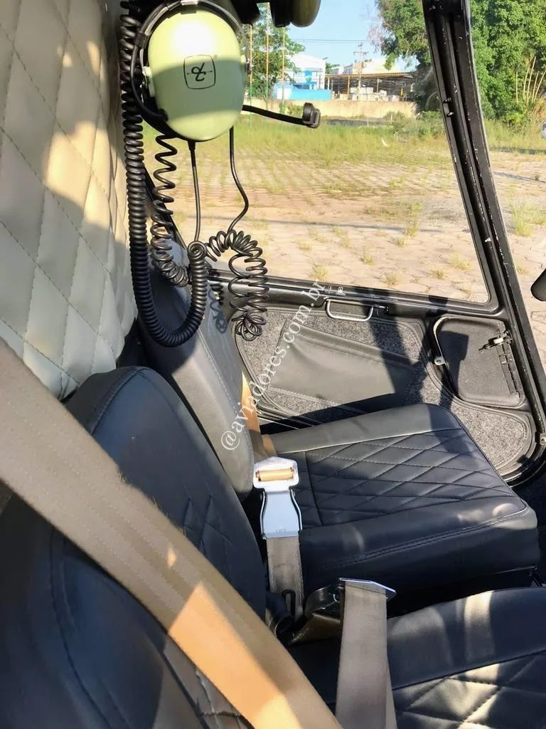 Robinson Helicopter R22 Beta II - foto 9