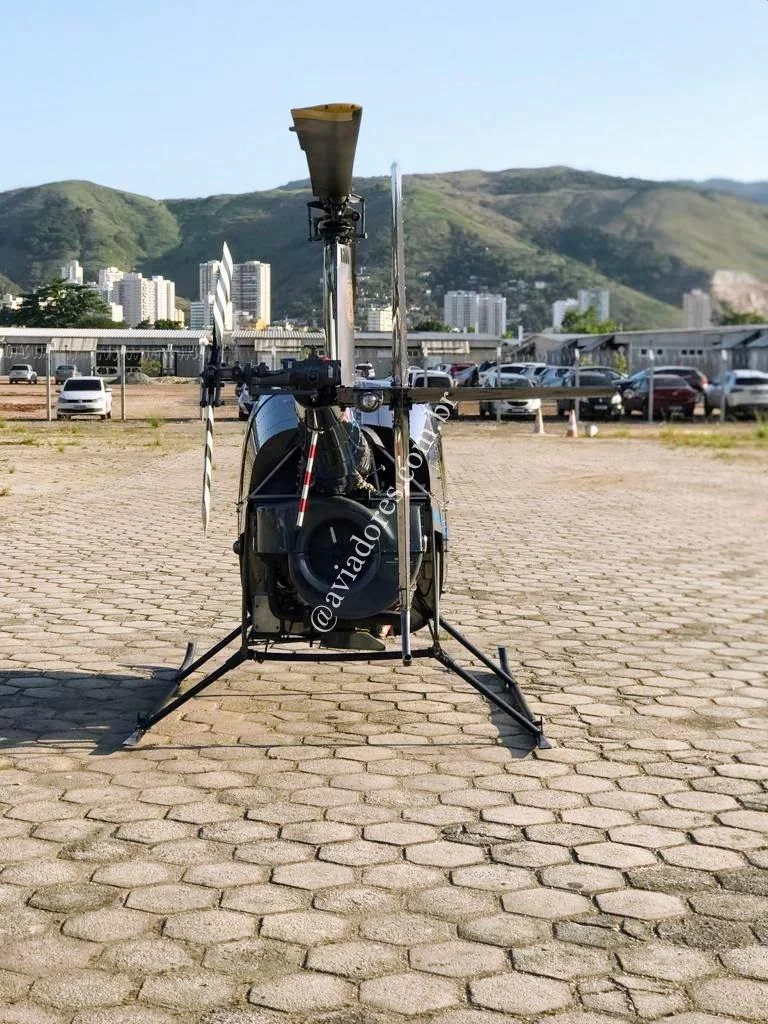 Robinson Helicopter R22 Beta II - foto 12