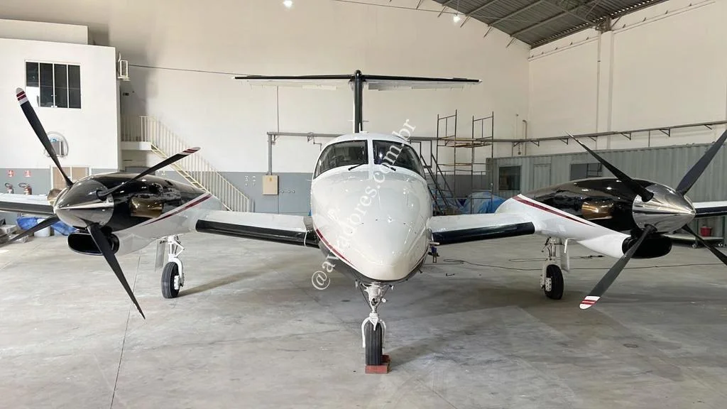 Piper Aircraft PA-42-720 CHEYENNE III - foto 7