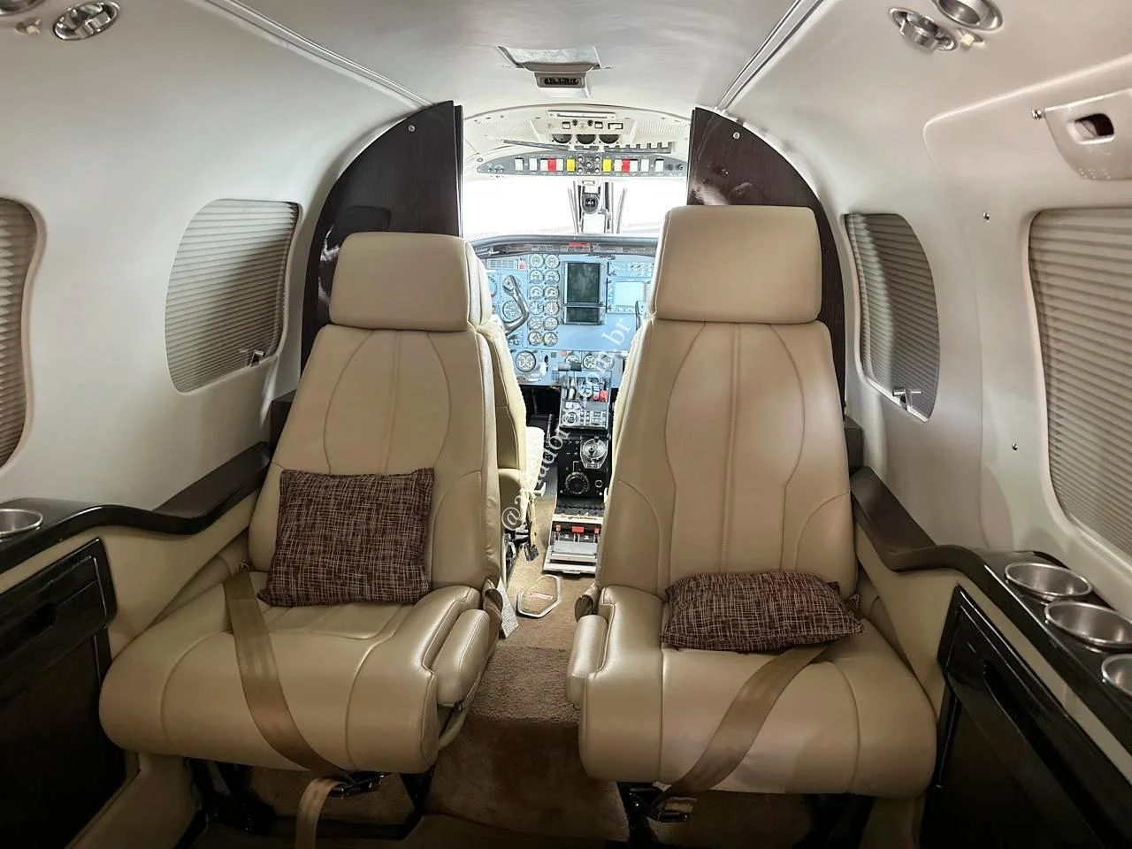 Piper Aircraft PA-42-720 CHEYENNE III - foto 5