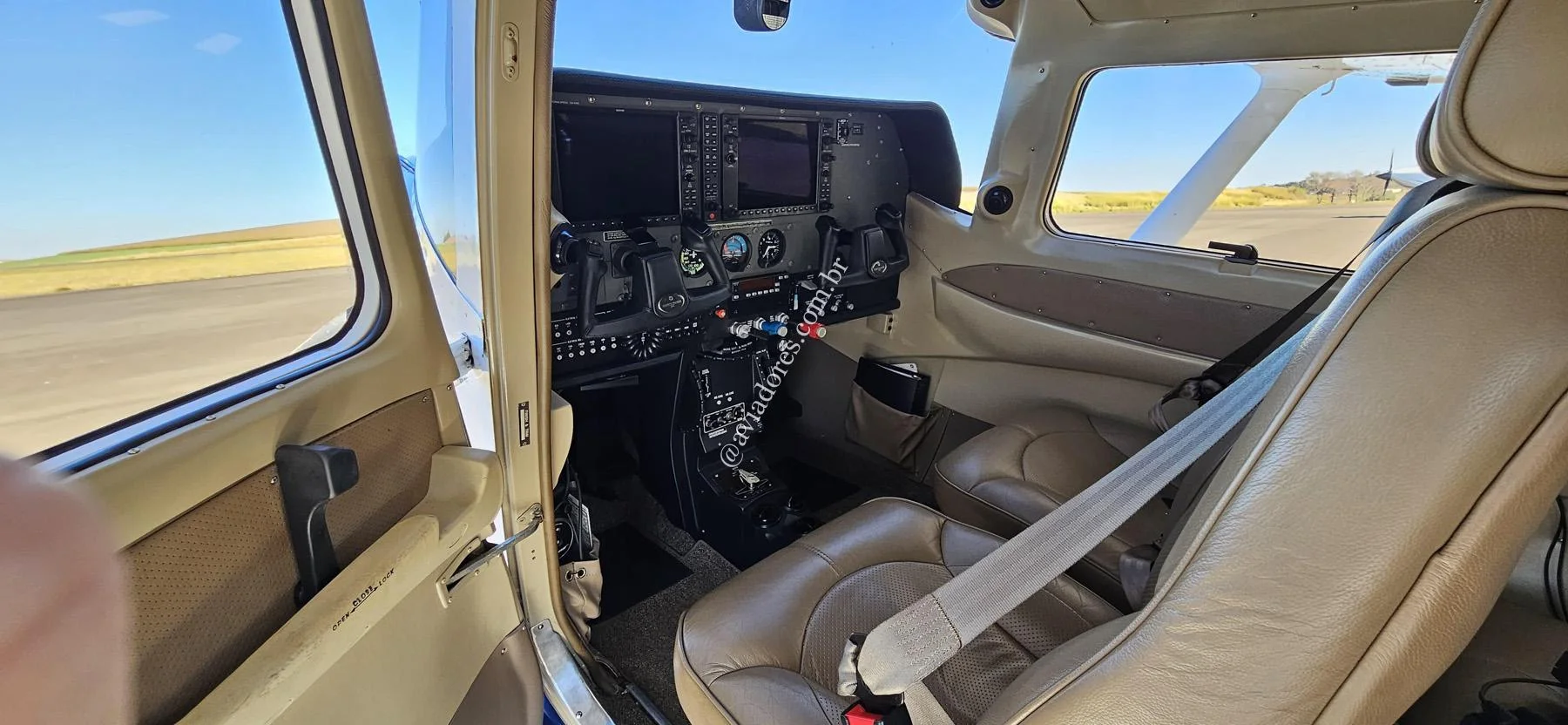 Cessna Aircraft T206H TURBO STATIONAIR - foto 4