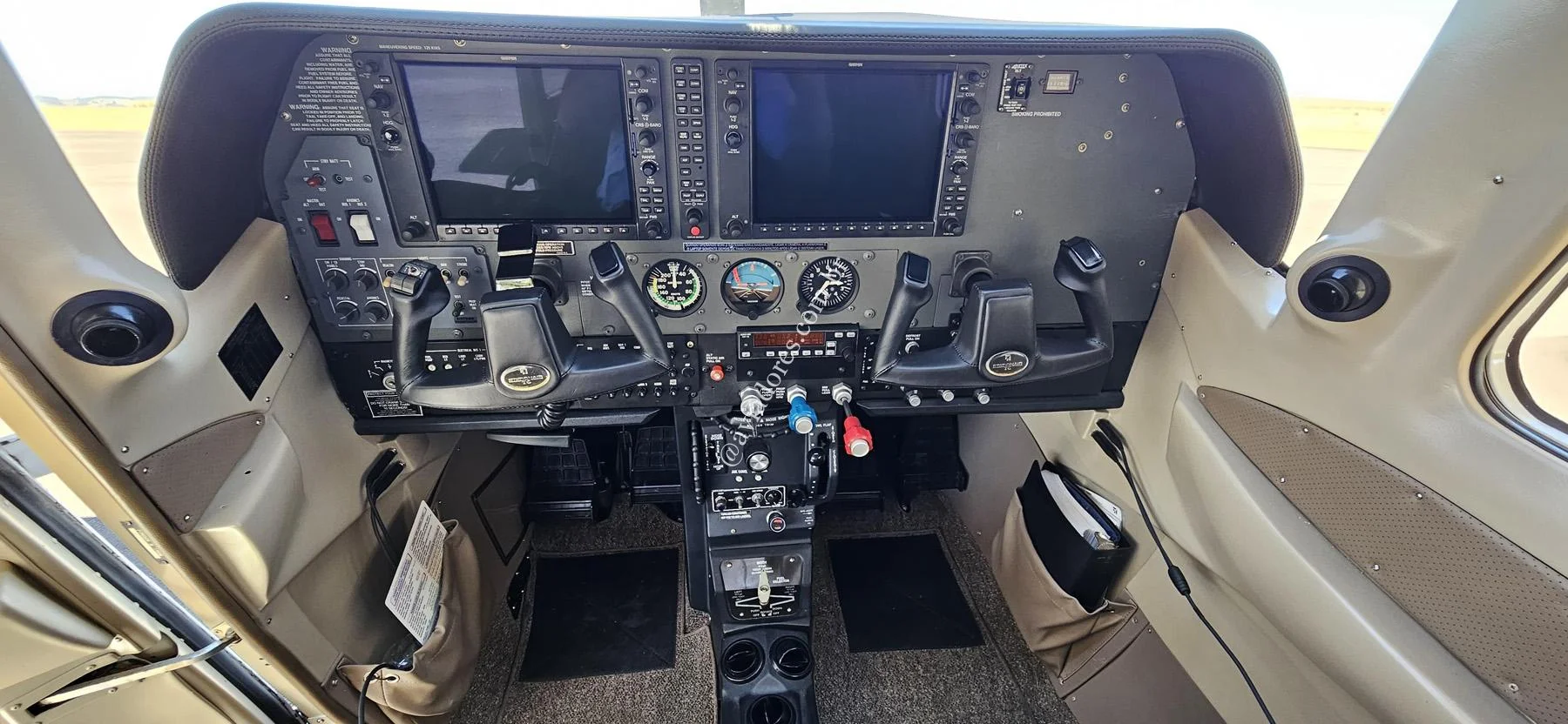 Cessna Aircraft T206H TURBO STATIONAIR - foto 3