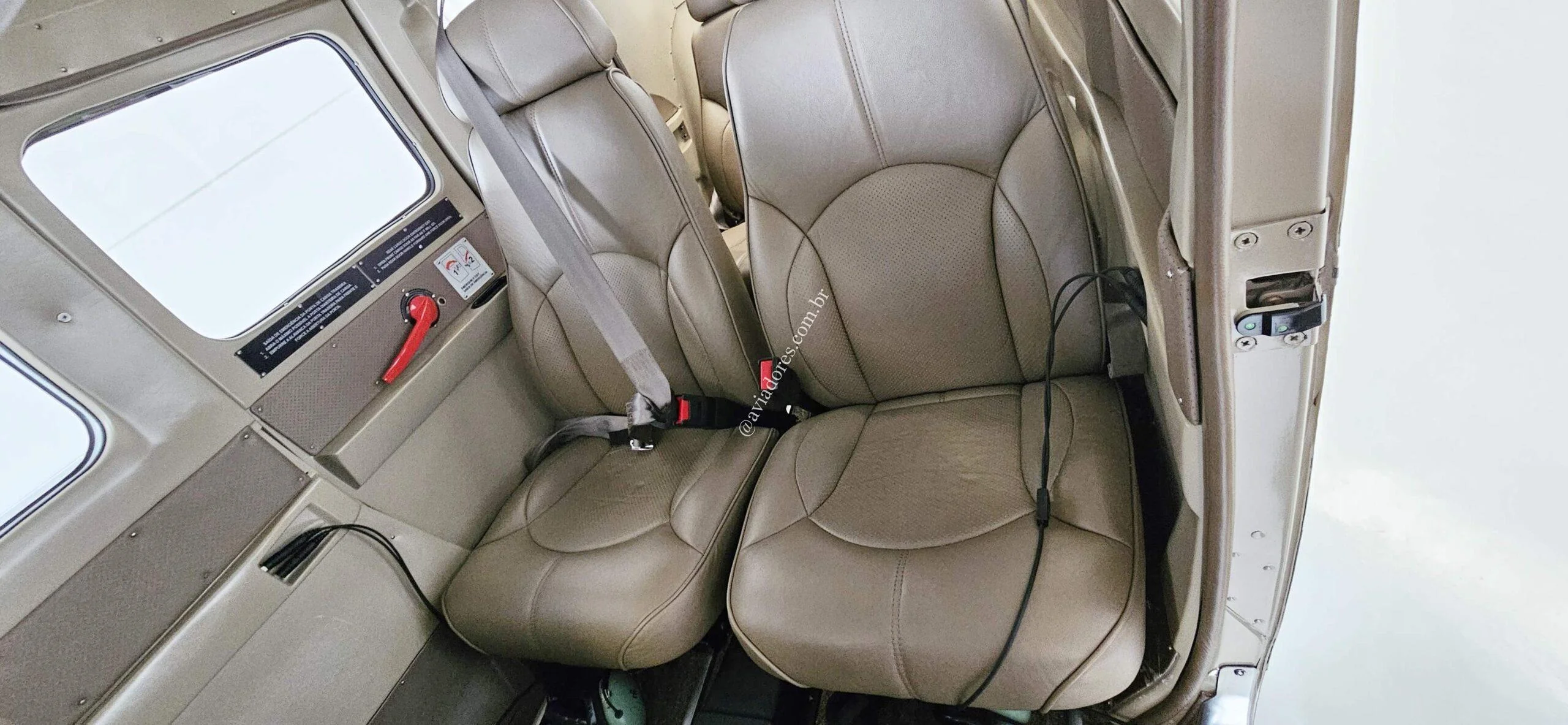 Cessna Aircraft T206H TURBO STATIONAIR - foto 8