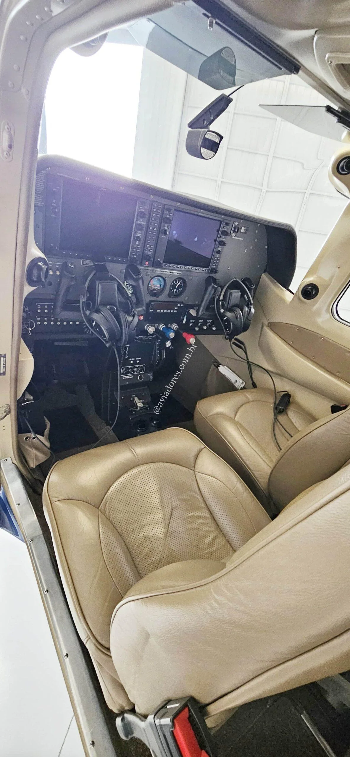 Cessna Aircraft T206H TURBO STATIONAIR - foto 9