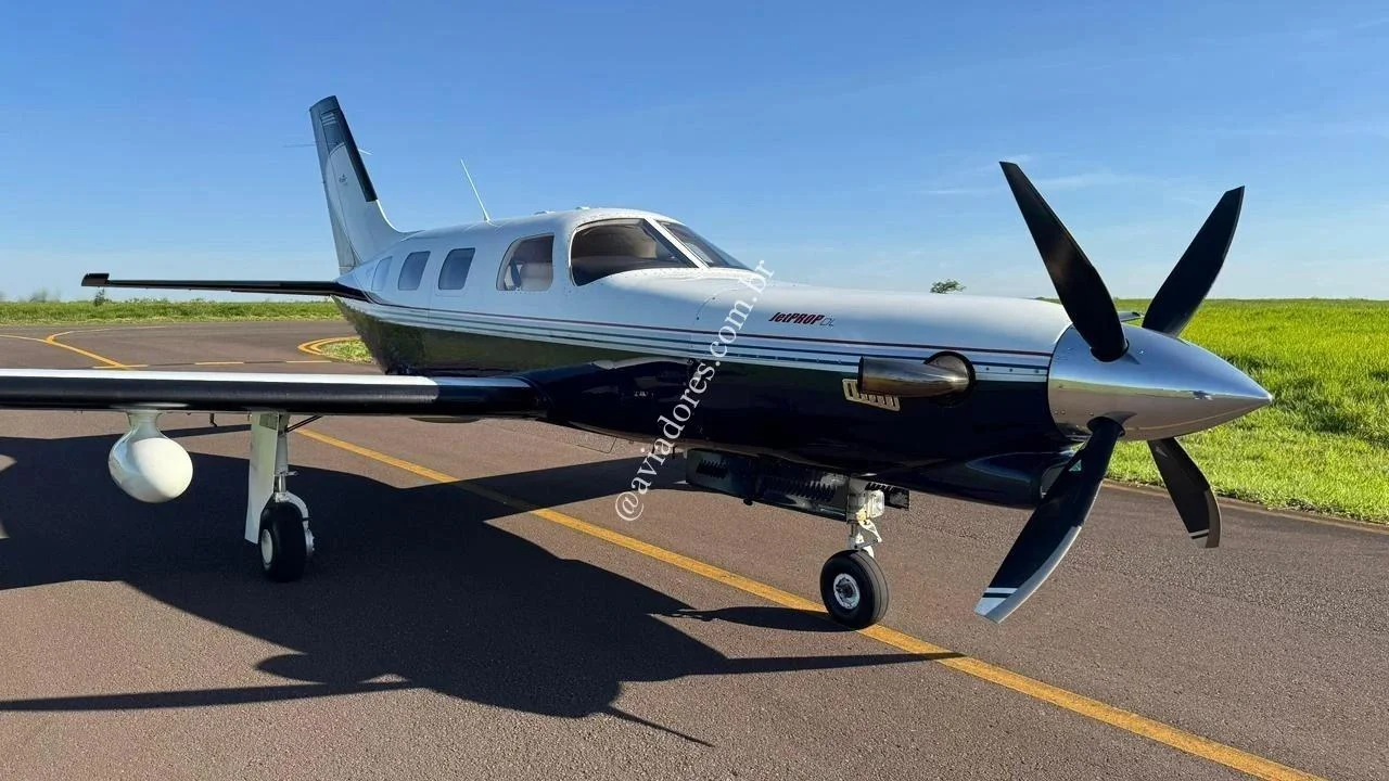 Piper Aircraft PA-46-350P - JETPROP - foto 19