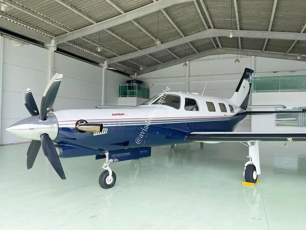 Piper Aircraft PA-46-350P - JETPROP - foto 30