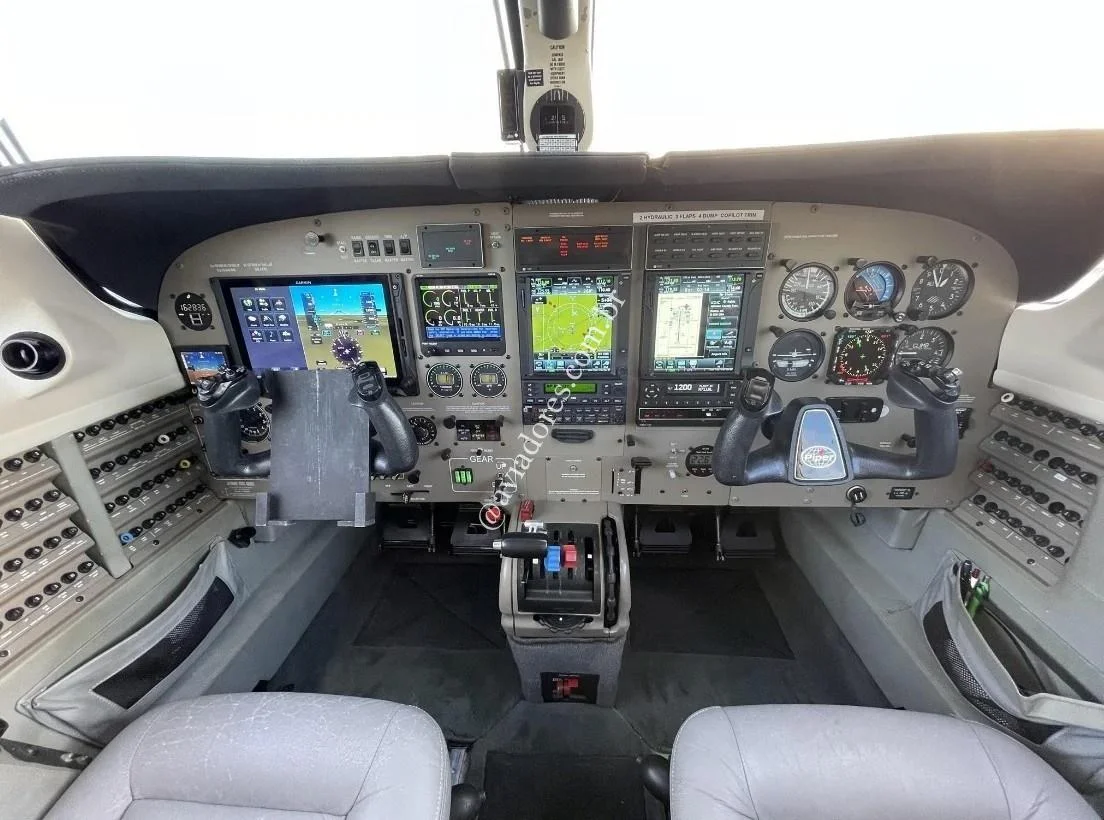 Piper Aircraft PA-46-350P - JETPROP - foto 34