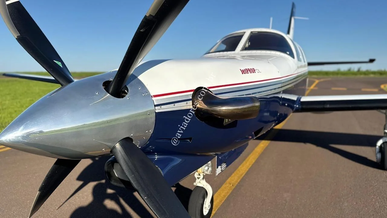 Piper Aircraft PA-46-350P - JETPROP - foto 17