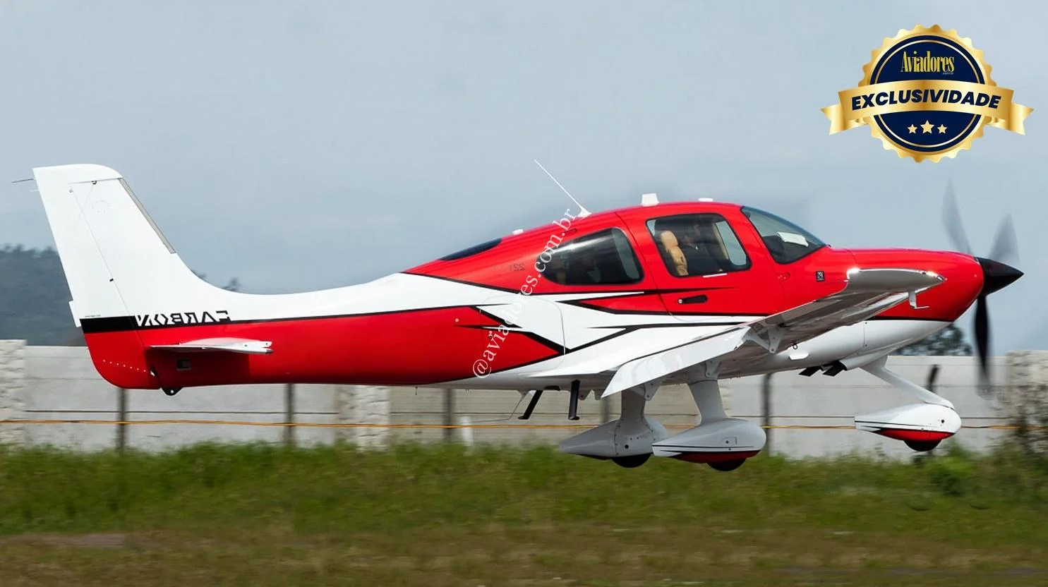 Cirrus Aircraft SR22T G6 CARBON - foto 20