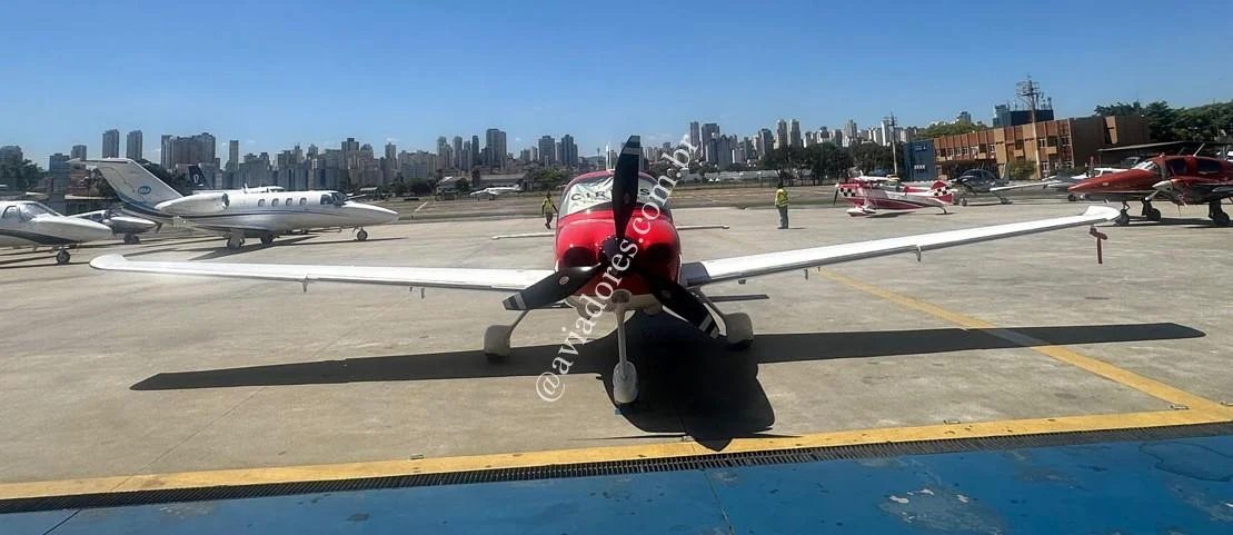Cirrus Aircraft SR22T G6 CARBON - foto 28
