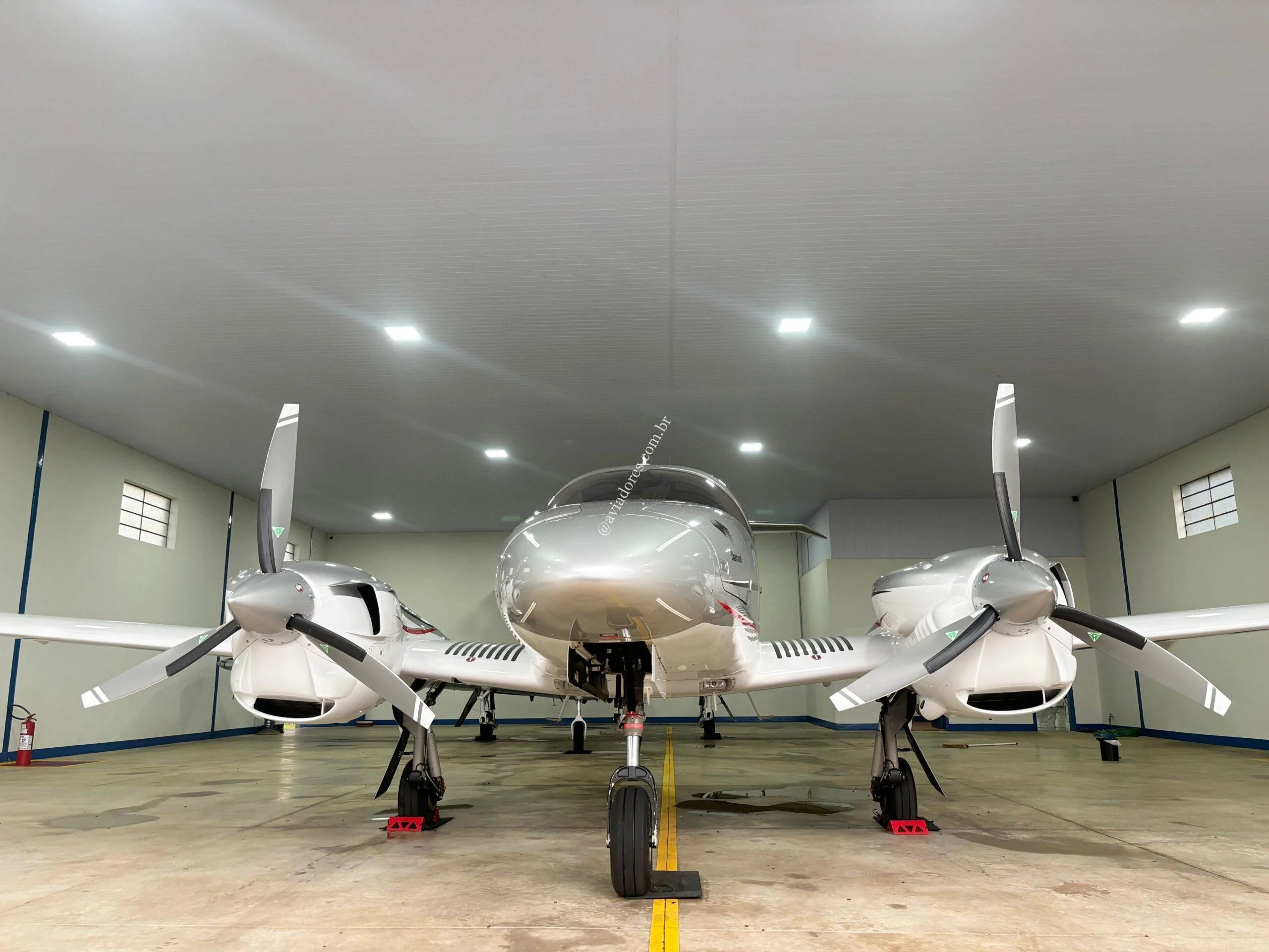 DIAMOND AIRCRAFT DA-62 - foto 7