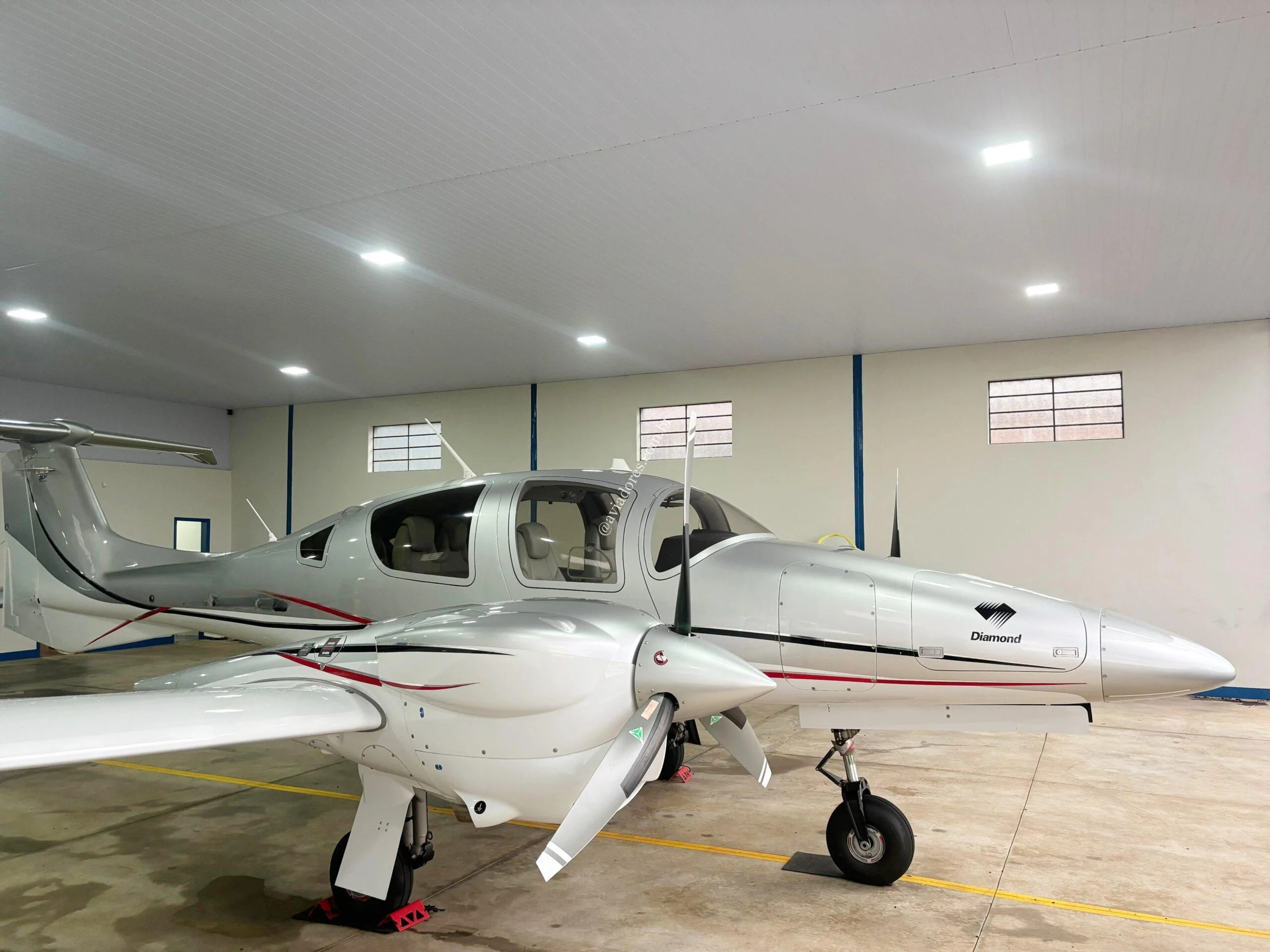 DIAMOND AIRCRAFT DA-62 - foto 12