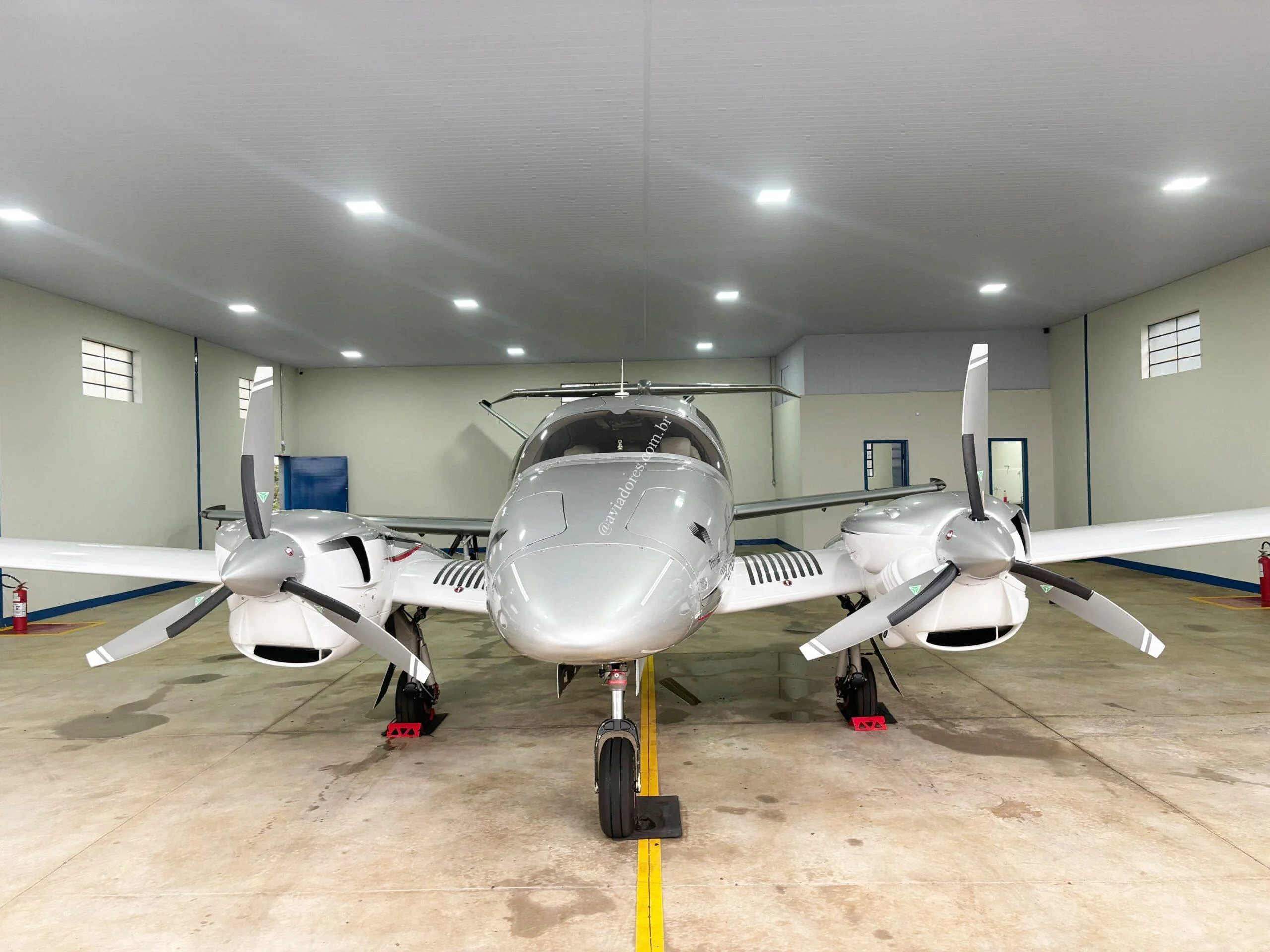 DIAMOND AIRCRAFT DA-62 - foto 8