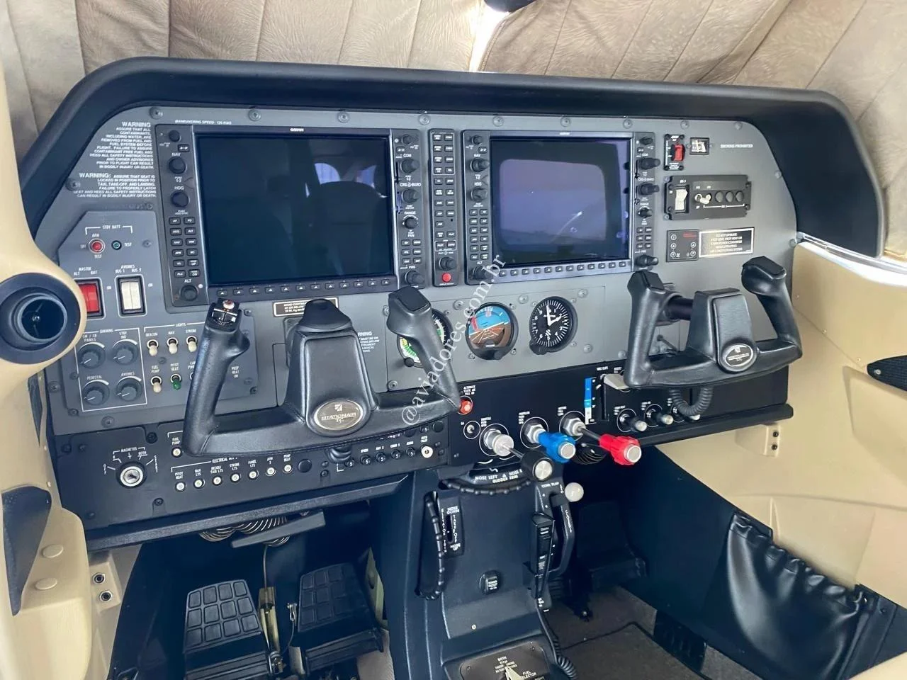 Cessna Aircraft T206H TURBO STATIONAIR - foto 18