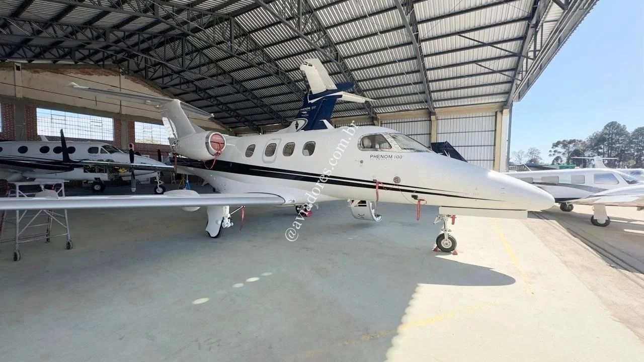 Embraer EMB 500 - PHENOM 100 - foto 17